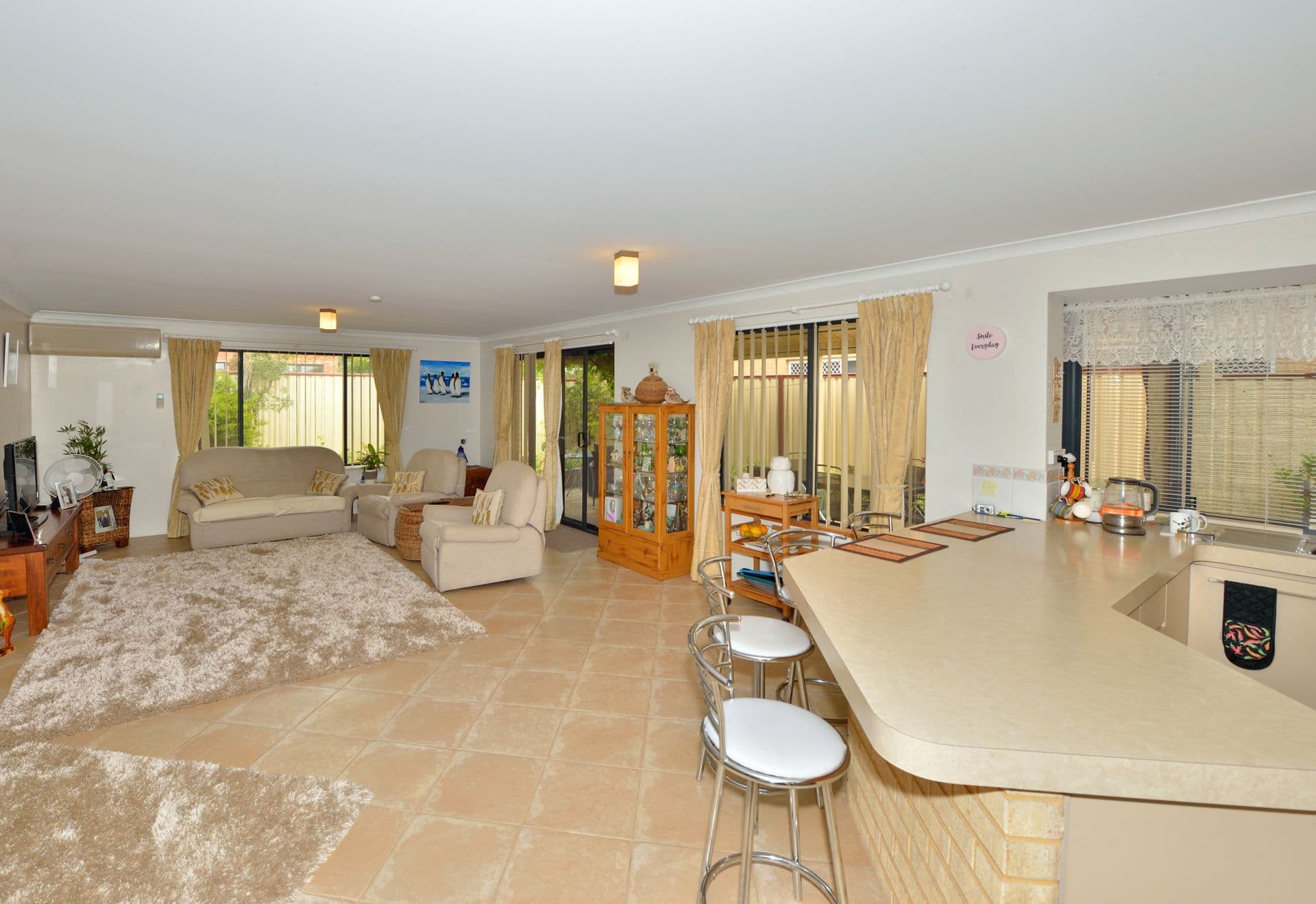 16 Peppertree Close, Wannanup, WA, 6210, Wannanup - Thumbnail 4