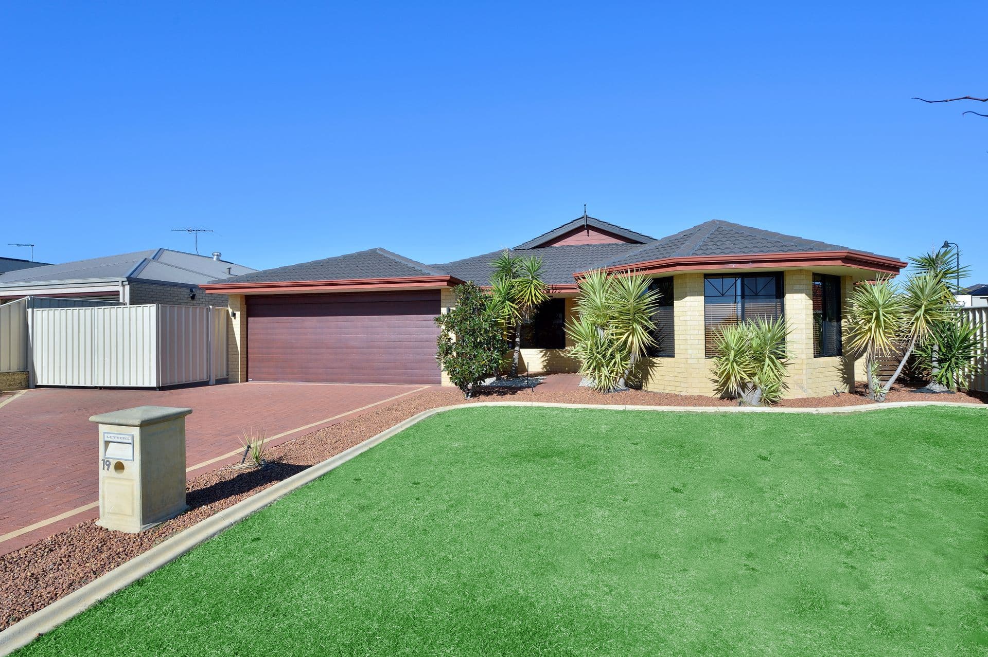 19 Rayner Promenade, Lakelands, WA, 6180, Lakelands - Image 1