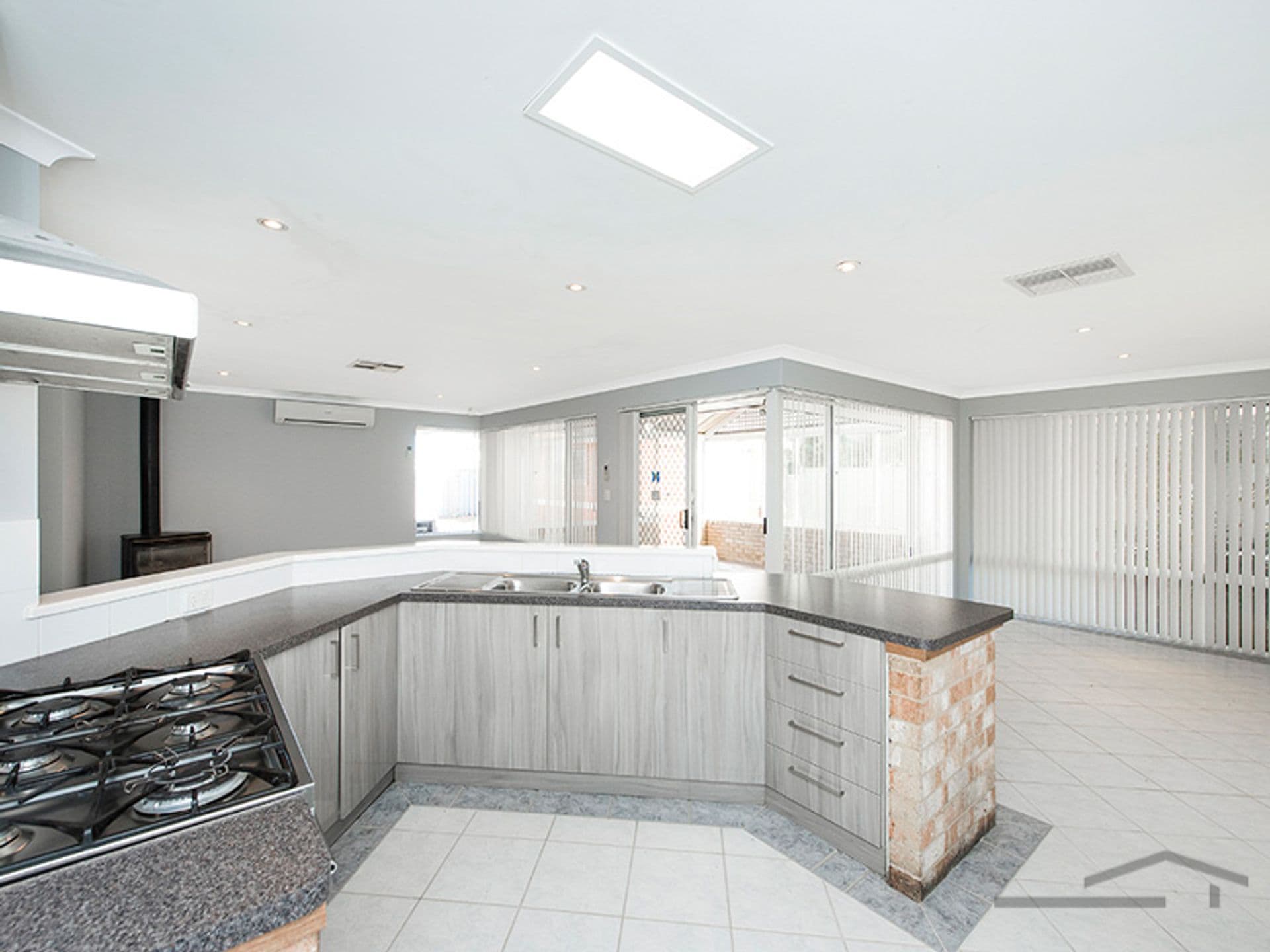 23 Tacoma Loop, Dudley Park, WA, 6210, Dudley Park - Thumbnail 5