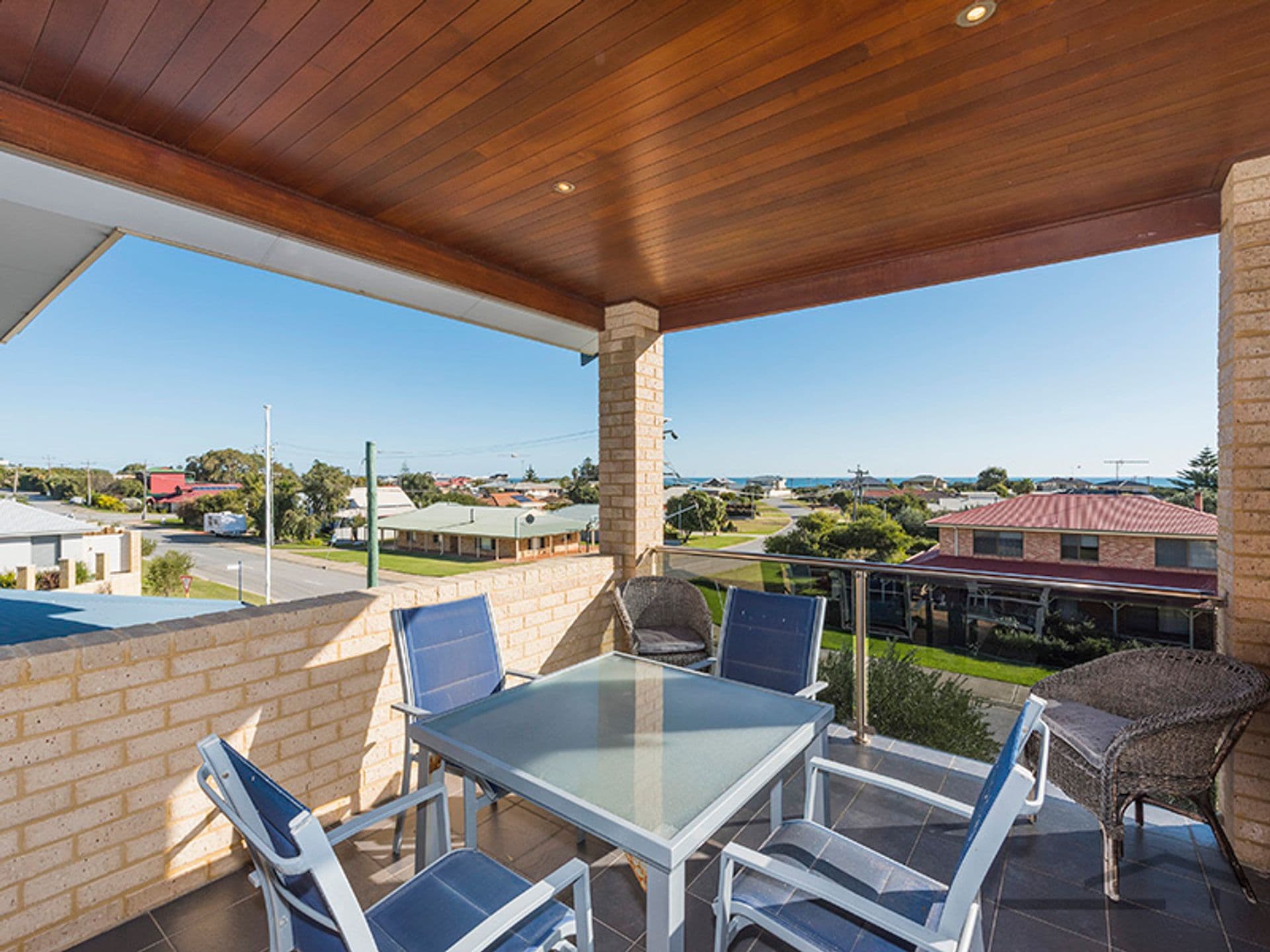 1 Currancy Lass Rise, Madora Bay, WA, 6210, Madora Bay - Thumbnail 3