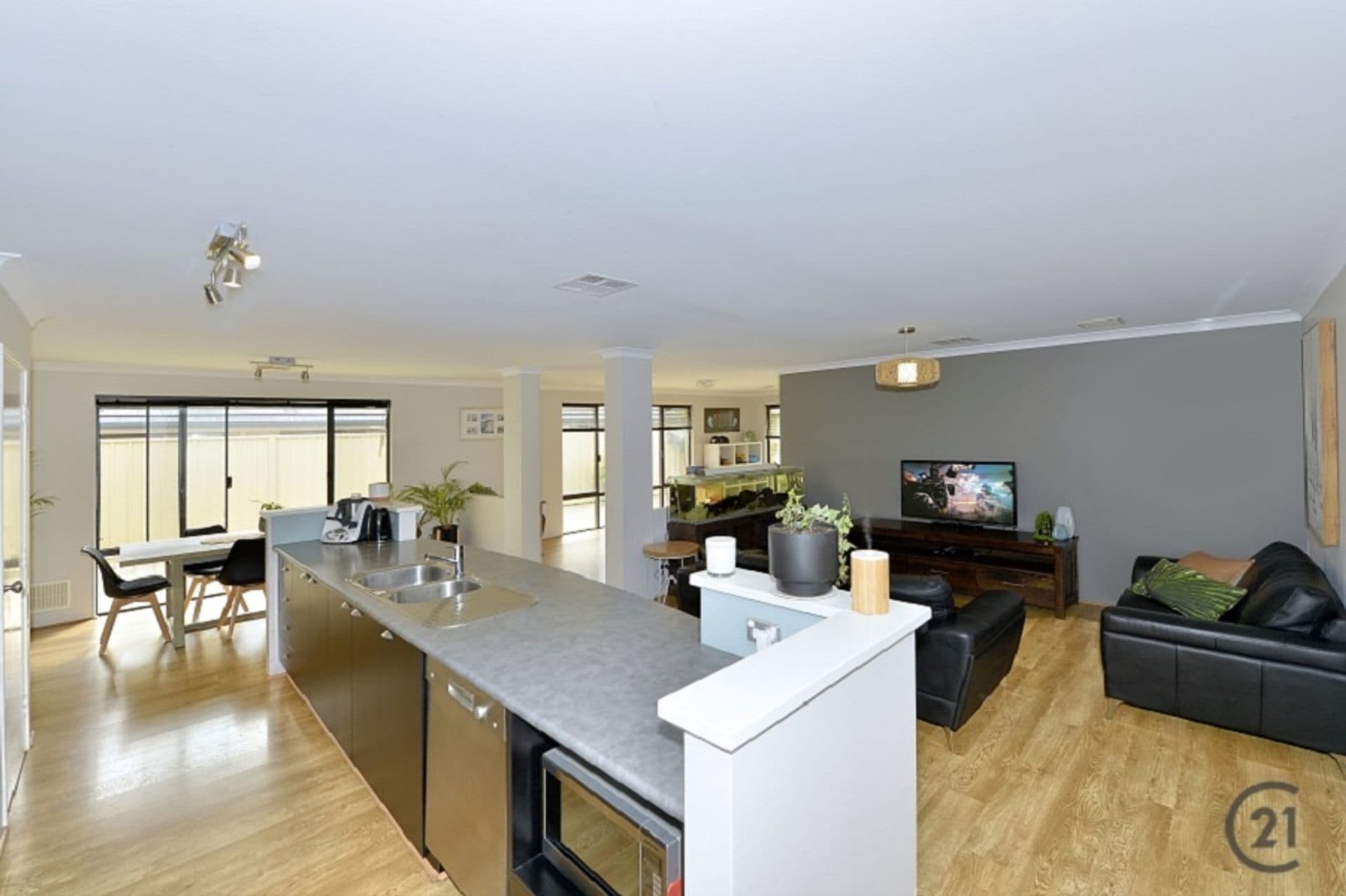 14 Benooka Grange, Lakelands, WA, 6180, Lakelands - Thumbnail 4