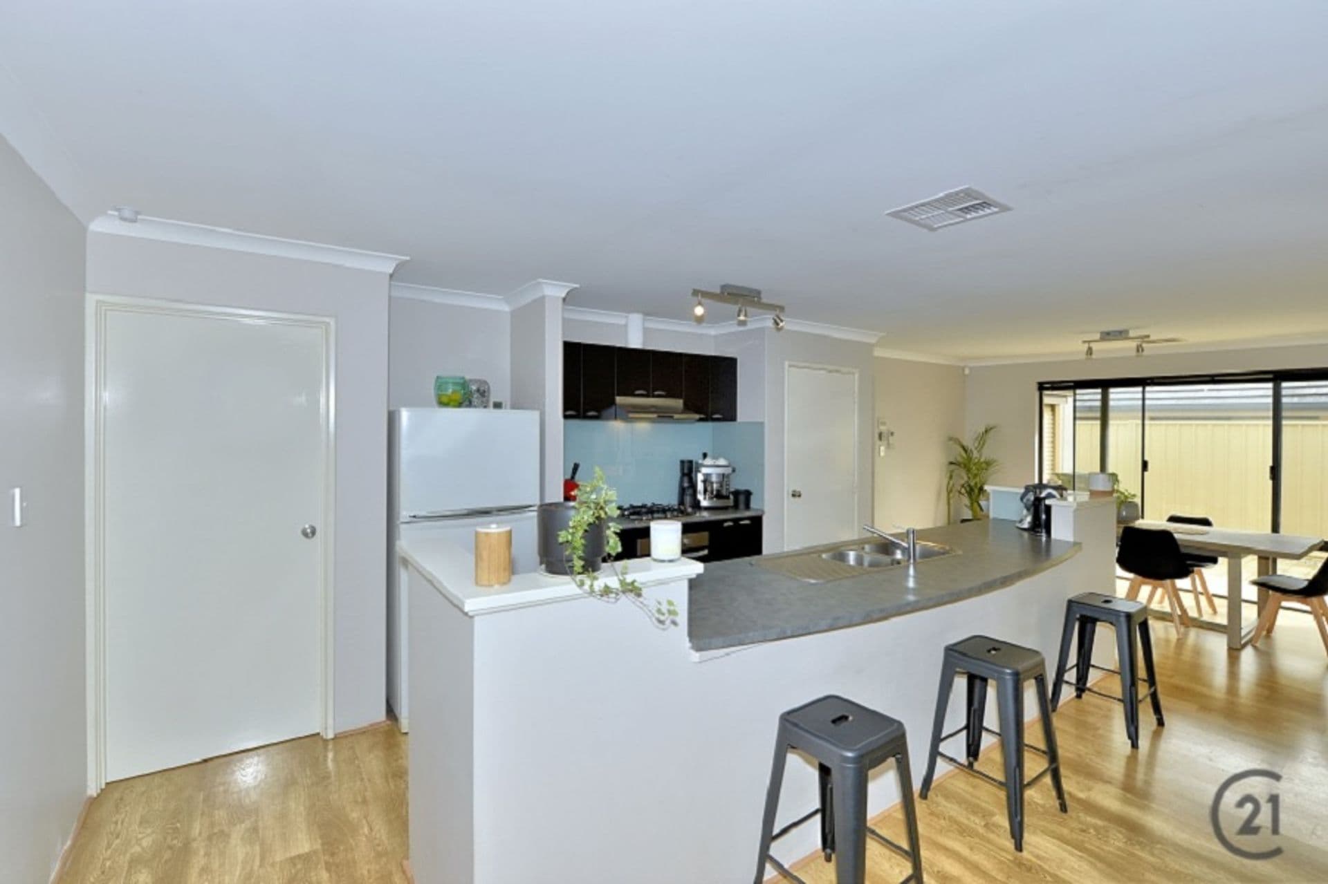 14 Benooka Grange, Lakelands, WA, 6180, Lakelands - Thumbnail 5