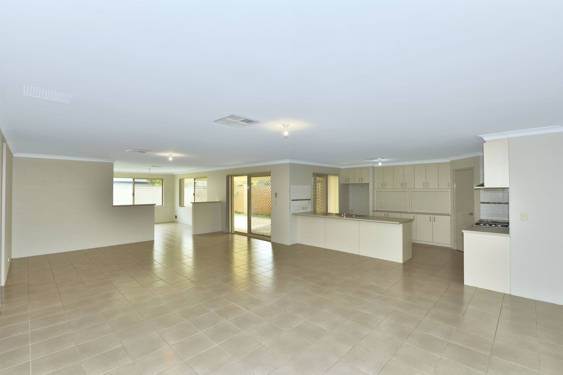 25 Goodison Close, Baldivis, WA, 6171, Baldivis - Thumbnail 5