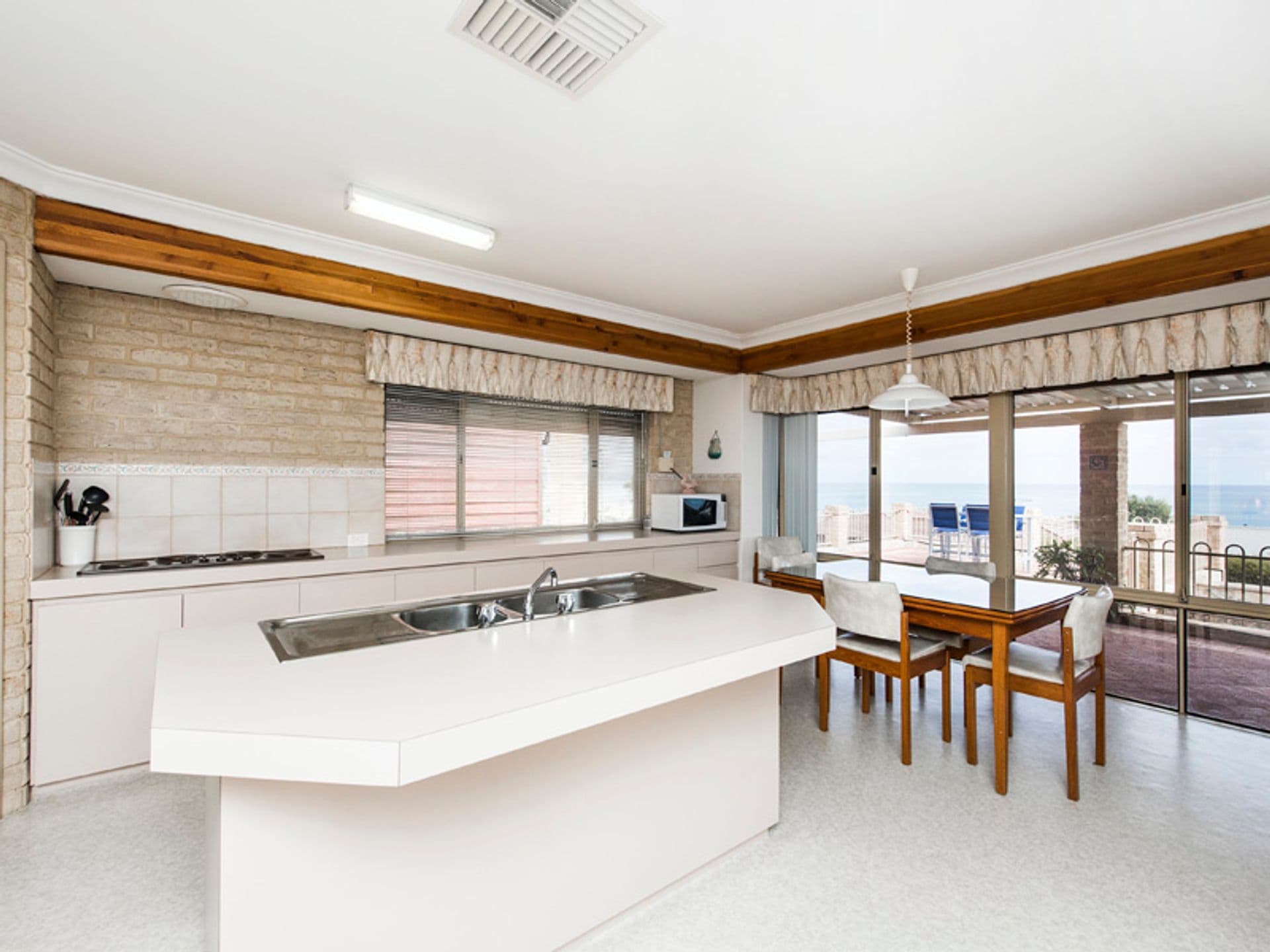 14 Leander Street, Falcon, WA, 6210, Falcon - Thumbnail 8