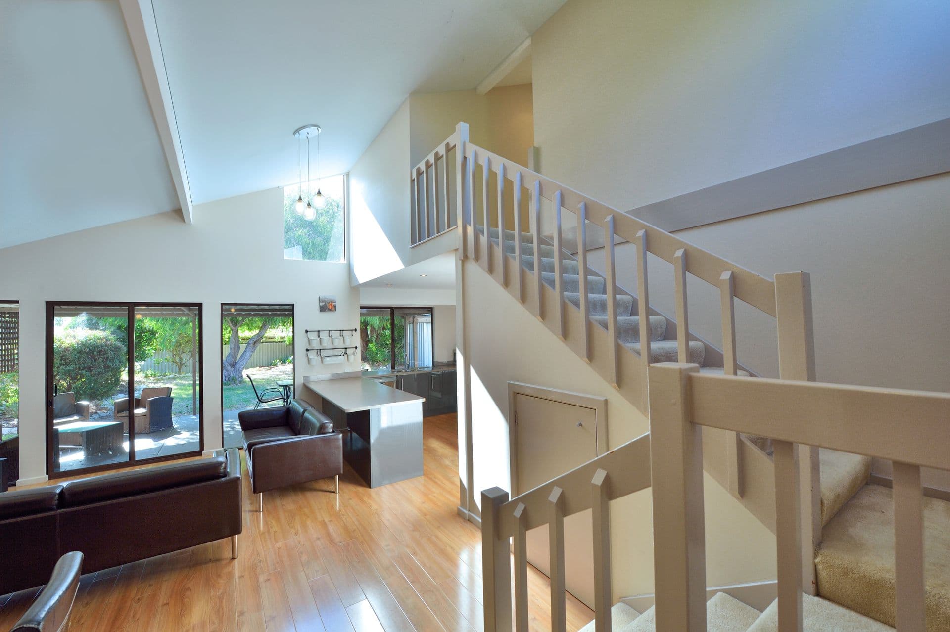 18 Mahogany Drive, Halls Head, WA, 6210, Halls Head - Thumbnail 3