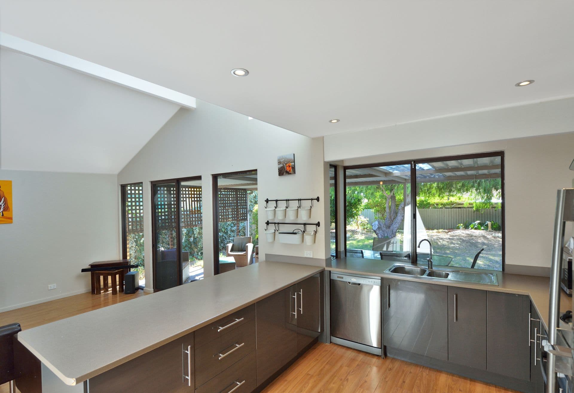 18 Mahogany Drive, Halls Head, WA, 6210, Halls Head - Thumbnail 7
