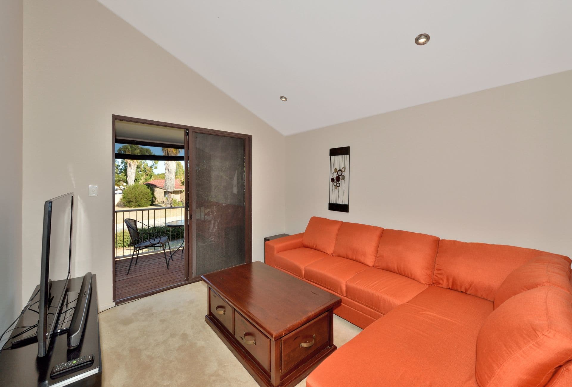 18 Mahogany Drive, Halls Head, WA, 6210, Halls Head - Thumbnail 8
