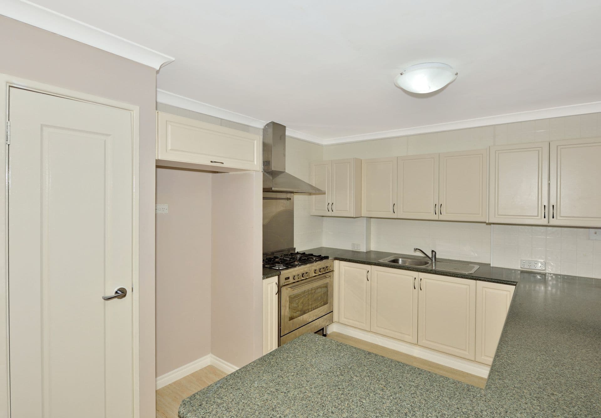14 Exchequer Avenue, Greenfields, WA, 6210, Greenfields - Thumbnail 6
