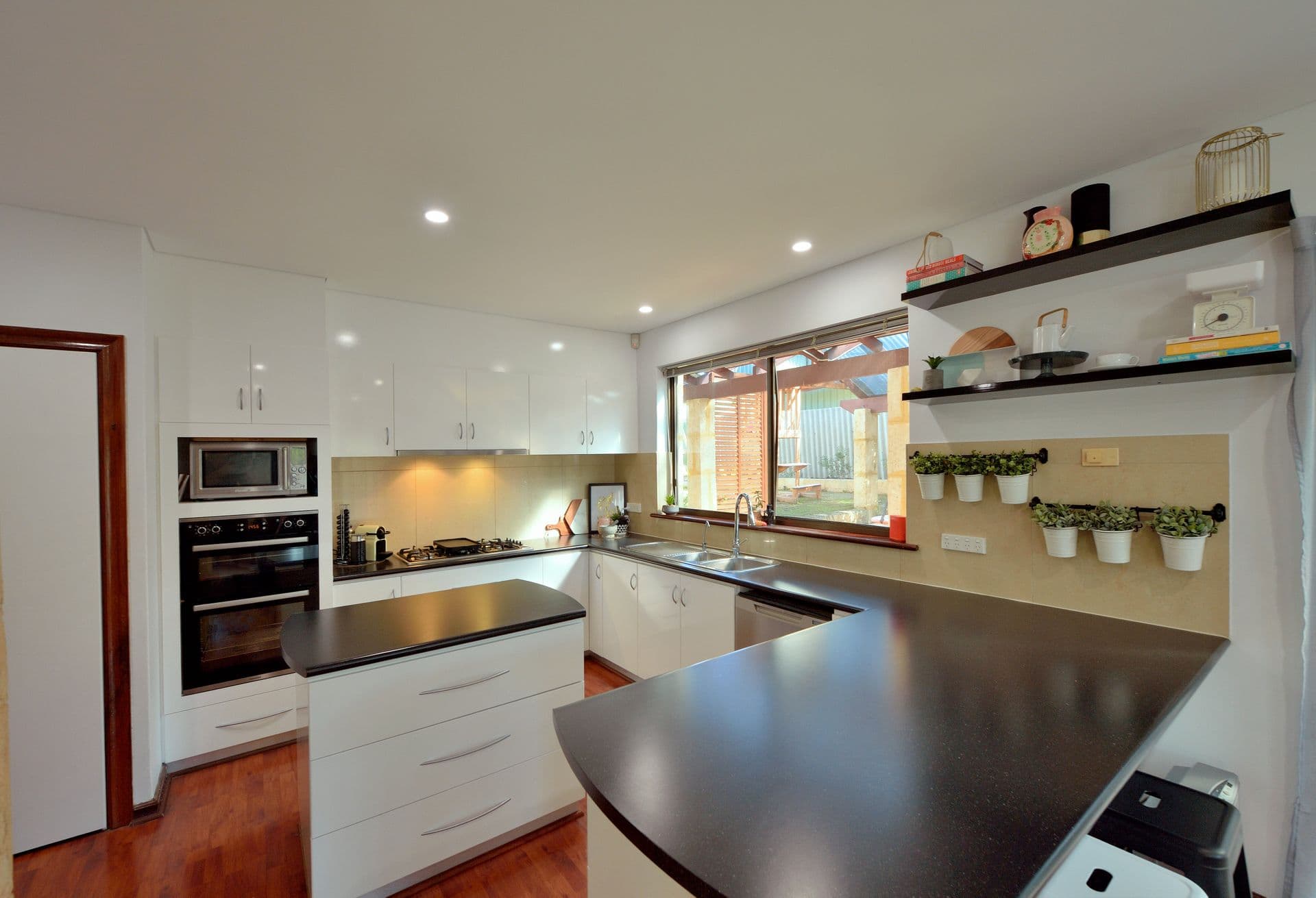 12 Dalrymple Terrace, Halls Head, WA, 6210, Halls Head - Thumbnail 4