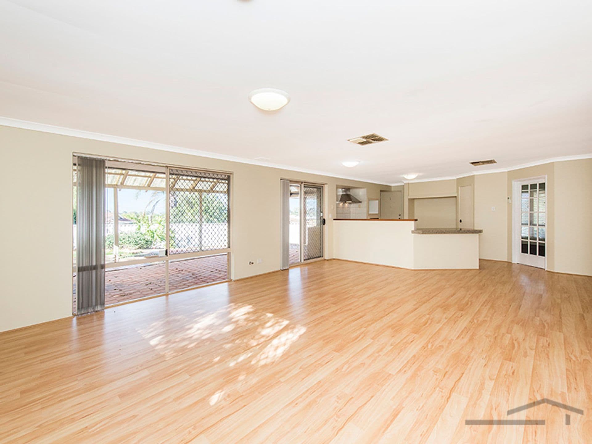 12 Malabor Mews, Halls Head, WA, 6210, Halls Head - Thumbnail 2