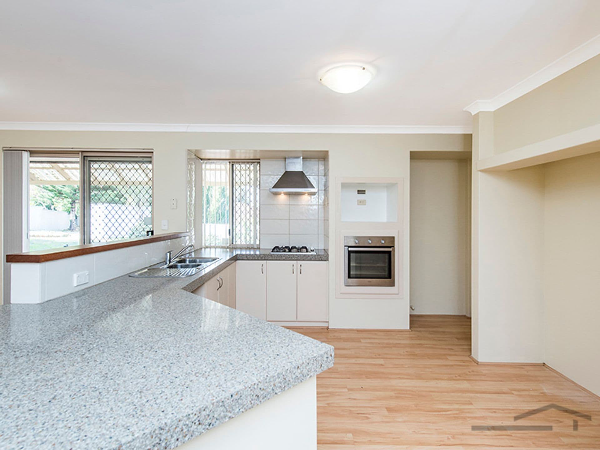 12 Malabor Mews, Halls Head, WA, 6210, Halls Head - Thumbnail 3
