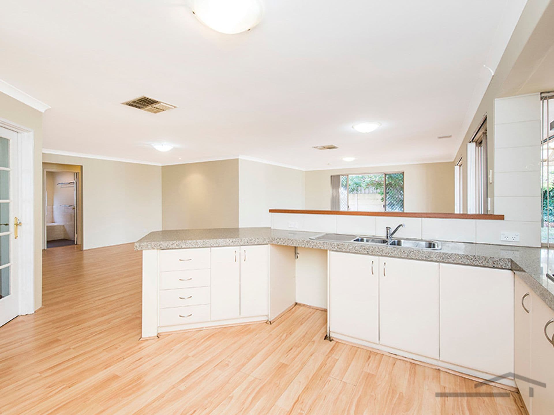 12 Malabor Mews, Halls Head, WA, 6210, Halls Head - Thumbnail 5