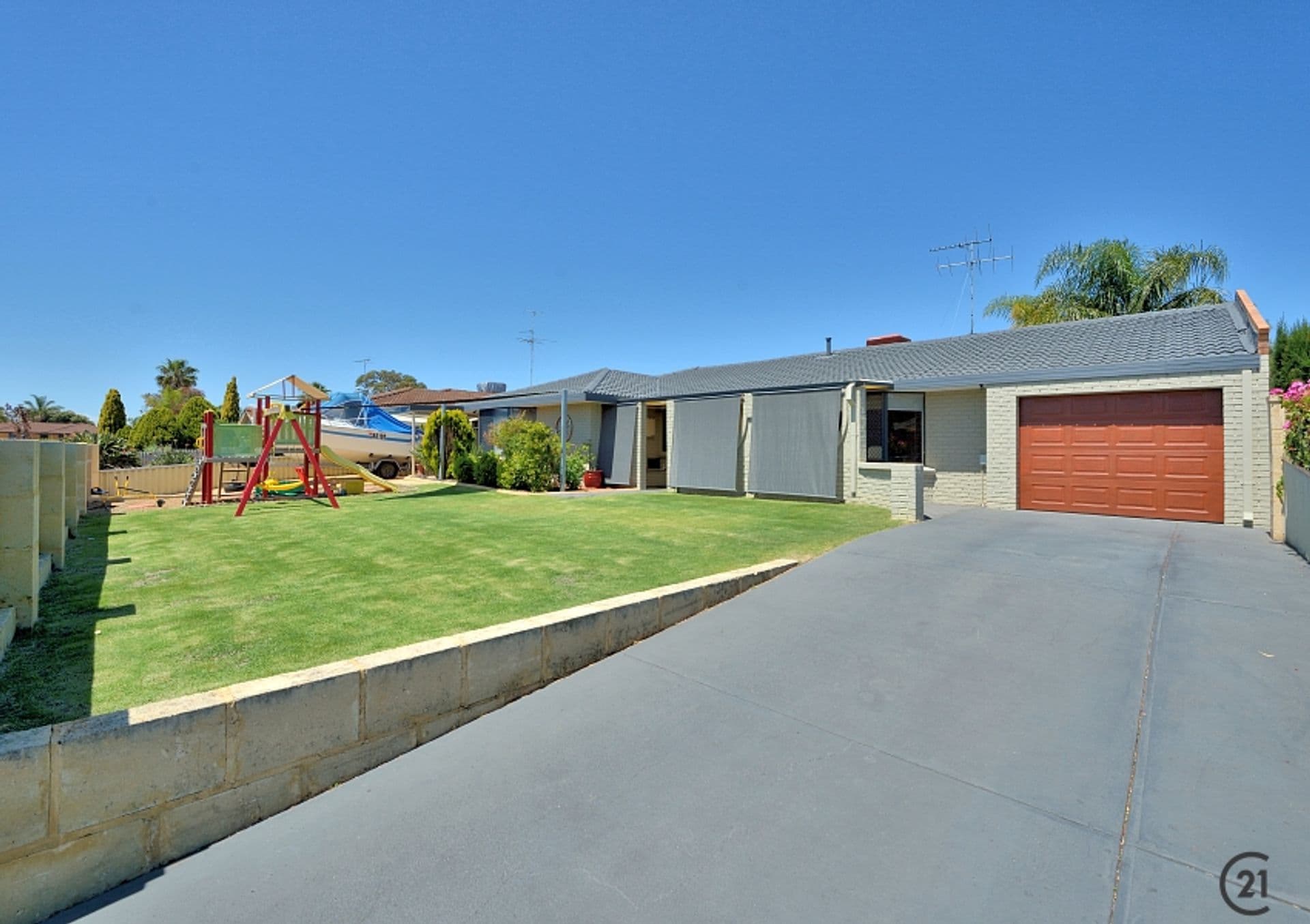 8 Penrith Street, Dudley Park, WA, 6210, Dudley Park - Thumbnail 2