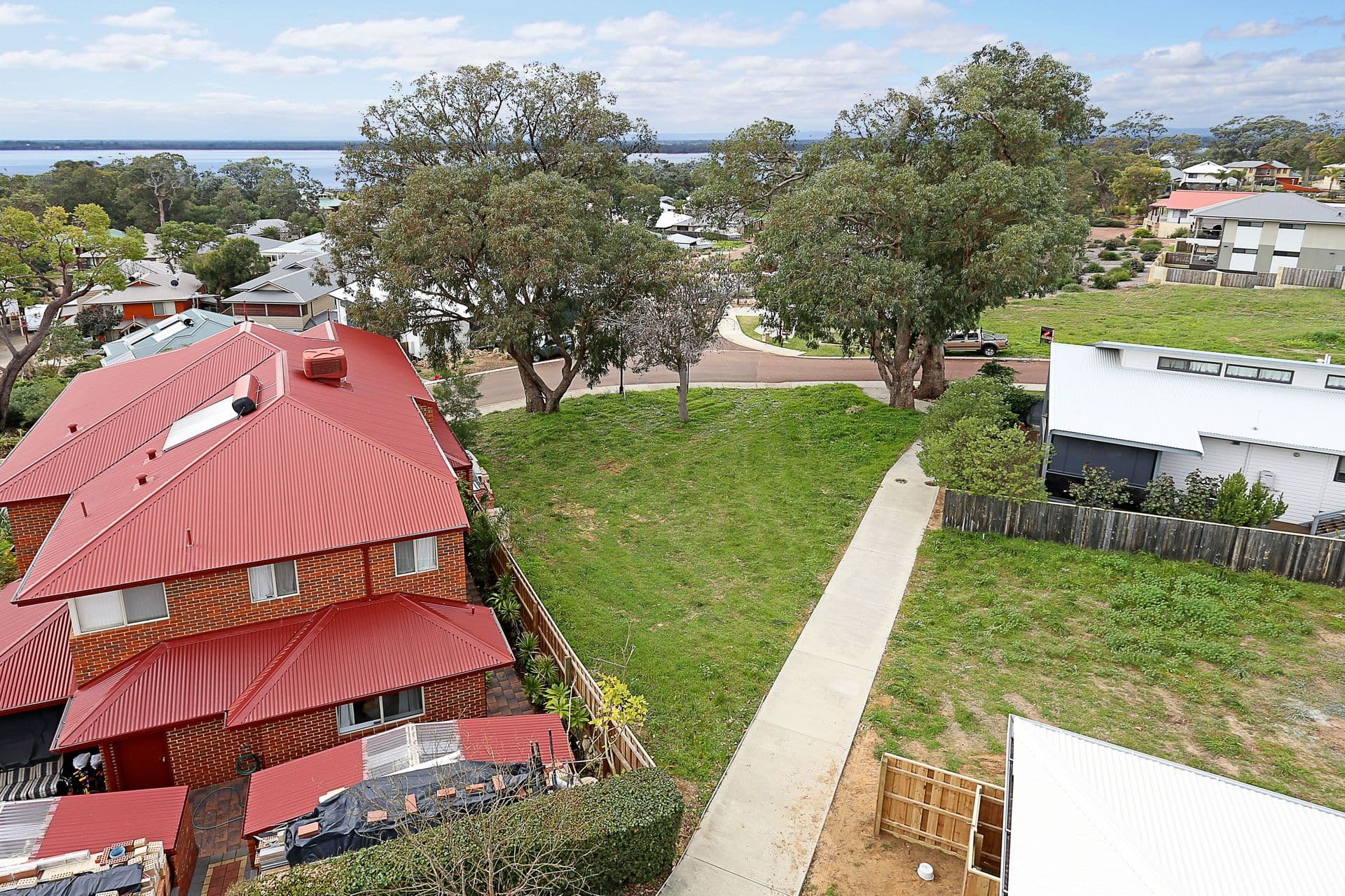 24 Summer Drive, Dawesville, WA, 6211, Dawesville - Thumbnail 2