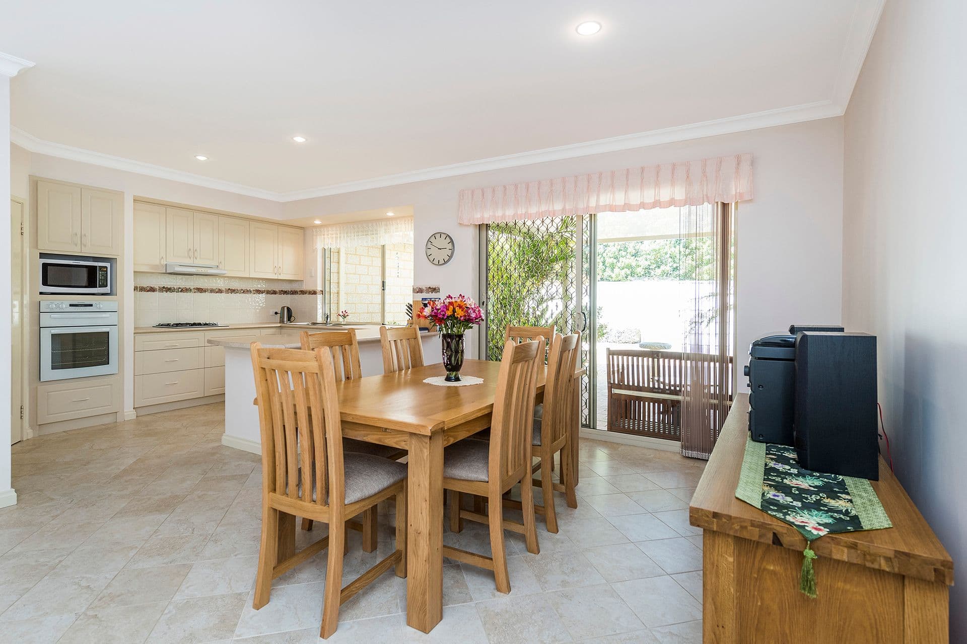 4  Nullewa Parkway, Lakelands, WA, 6180, Lakelands - Thumbnail 5