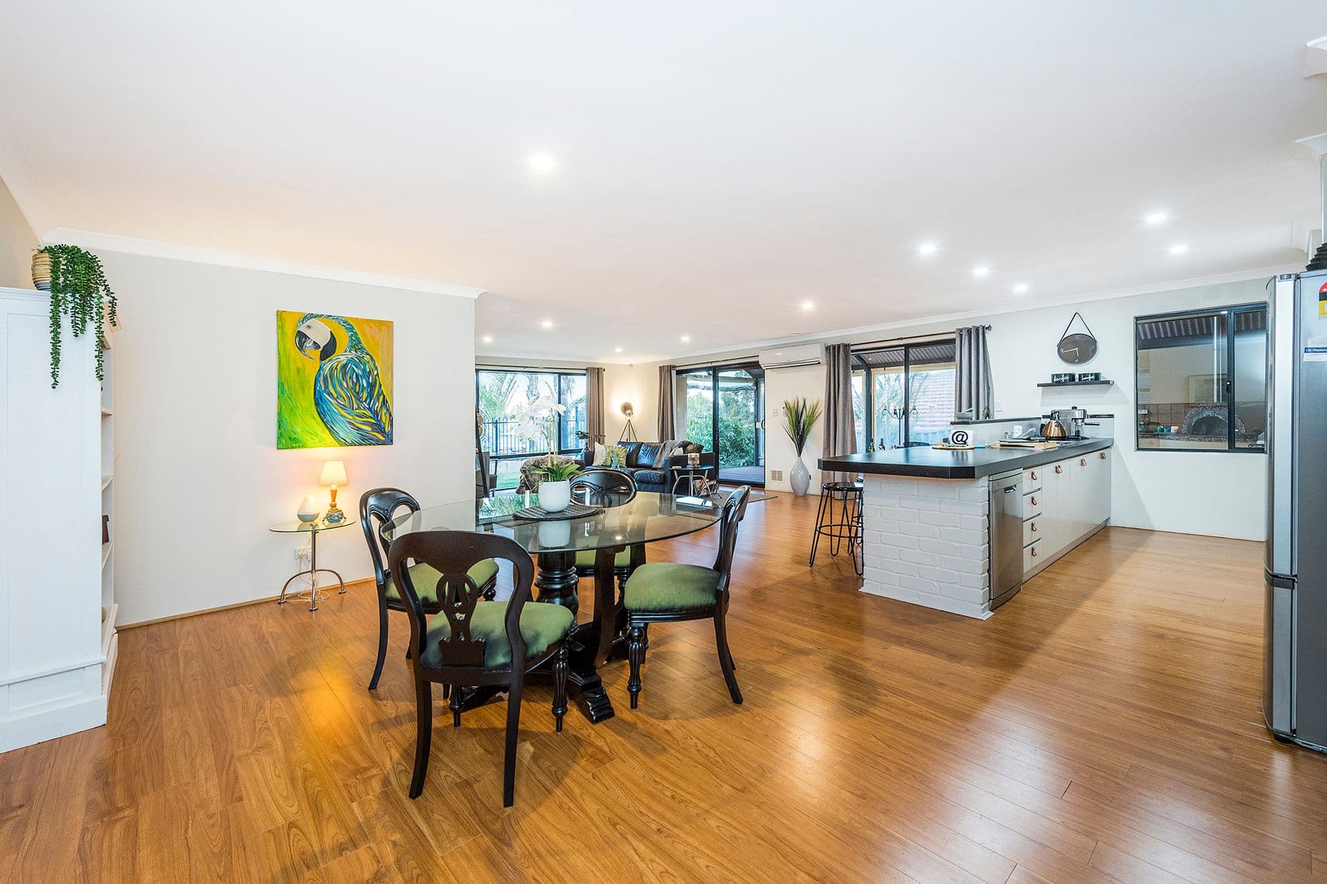 25  Casuarina Drive, Halls Head, WA, 6210, Halls Head - Thumbnail 4