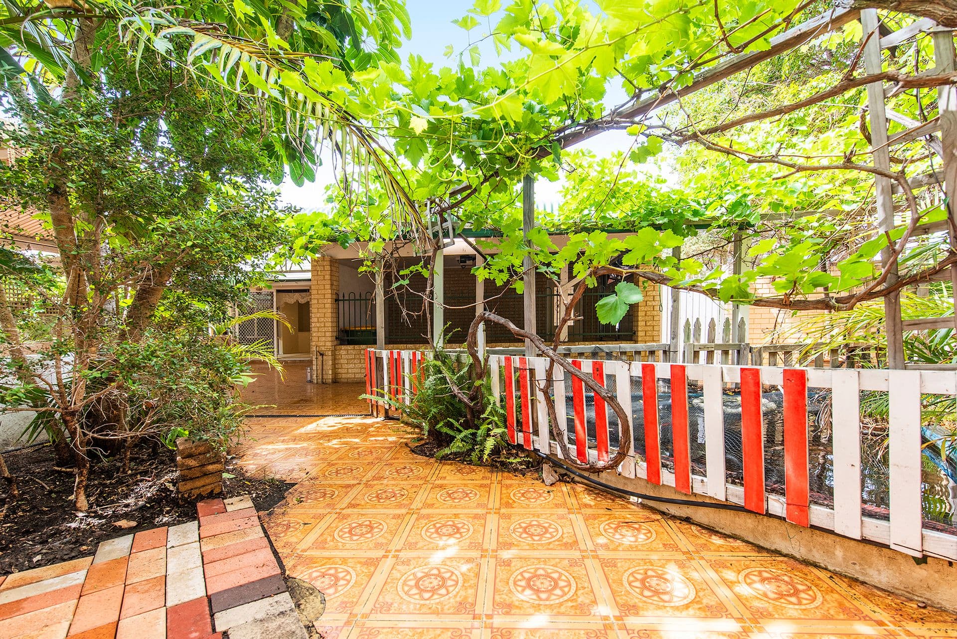 19 Casuarina Drive, Halls Head, WA, 6210, Halls Head - Thumbnail 4