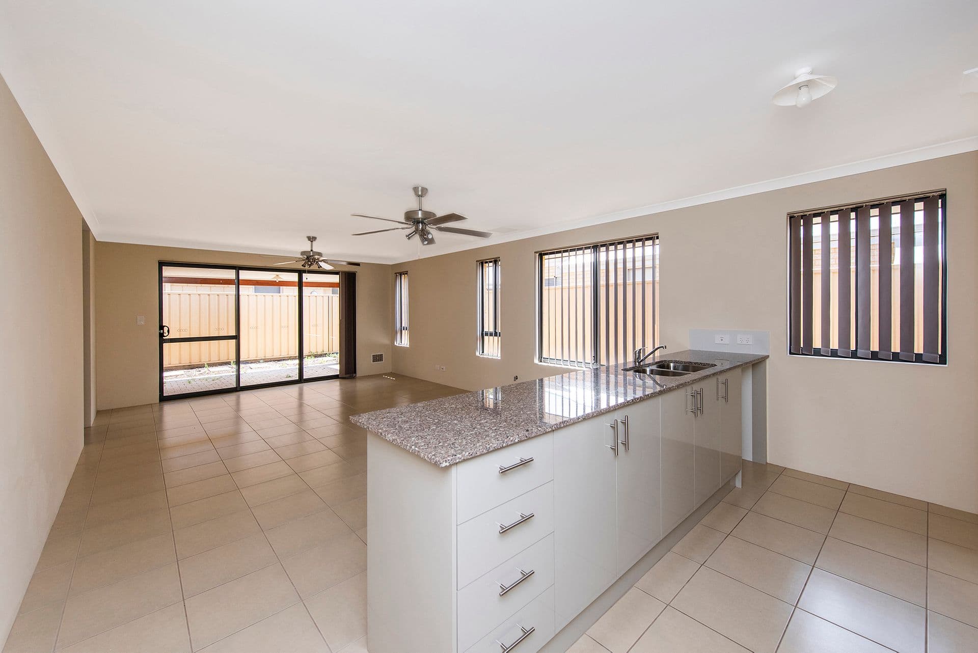 9 Cujong Road, Falcon, WA, 6210, Falcon - Thumbnail 2