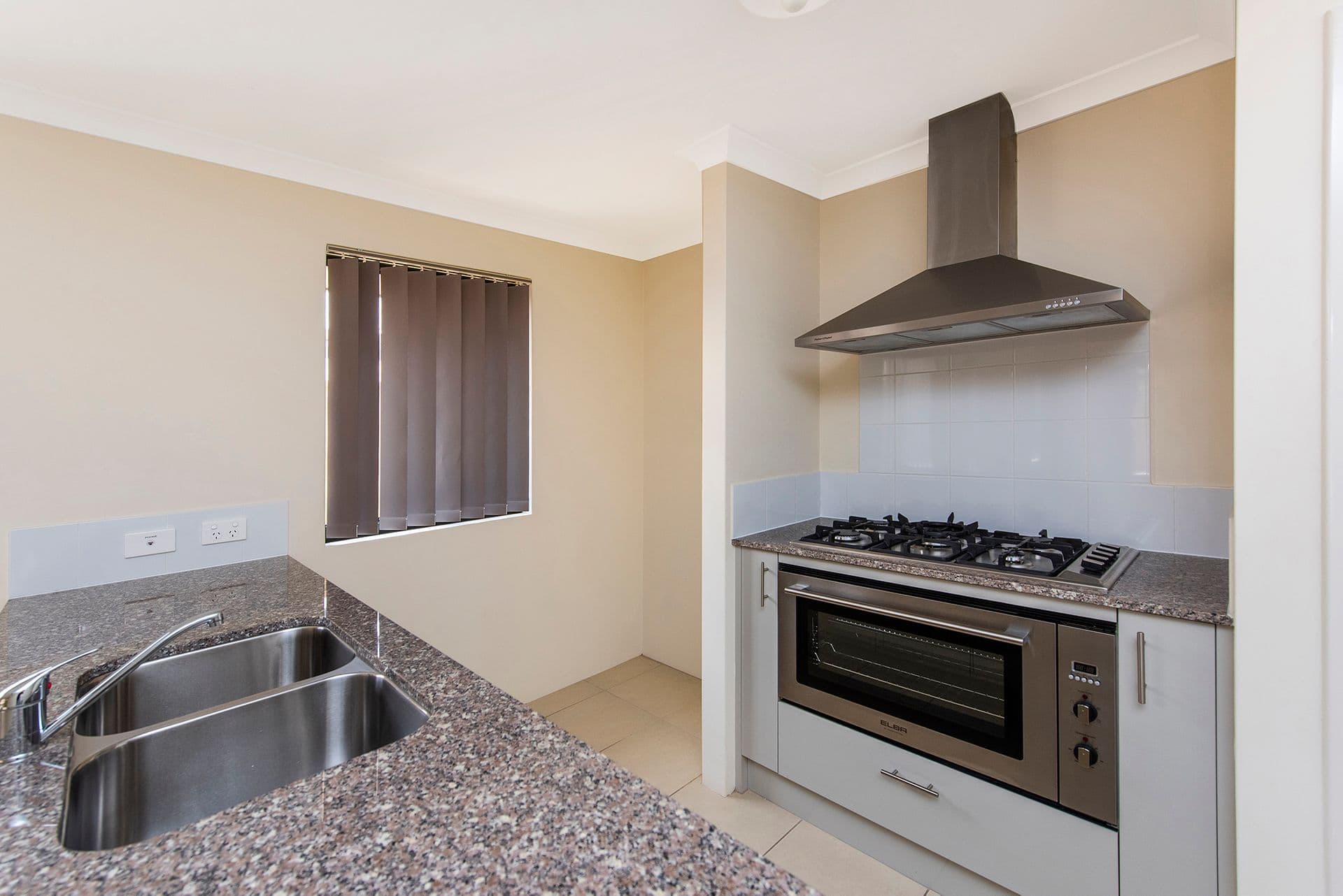 9 Cujong Road, Falcon, WA, 6210, Falcon - Thumbnail 3