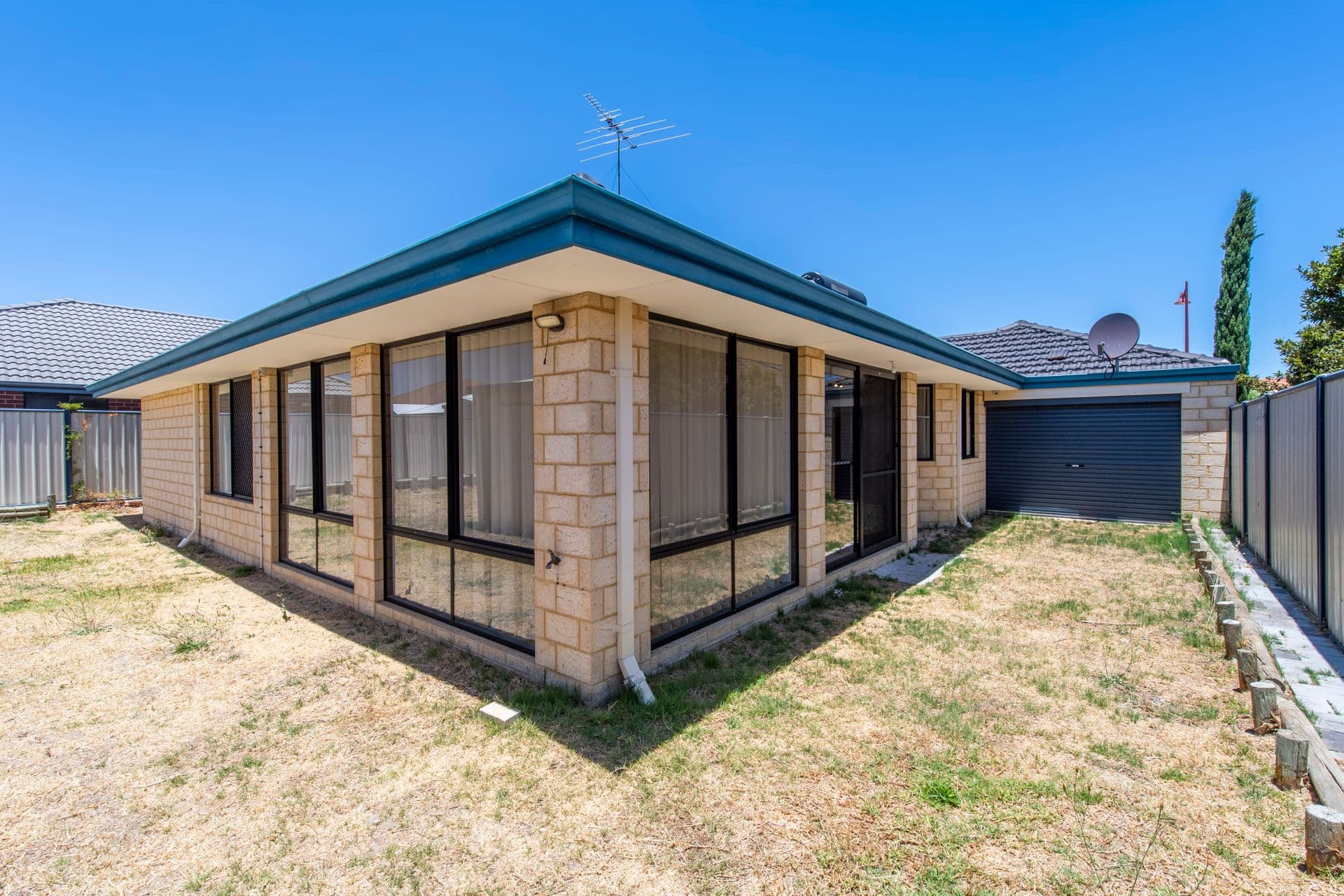 14 Pineknoll Gardens, Meadow Springs, WA, 6210, Meadow Springs - Thumbnail 6