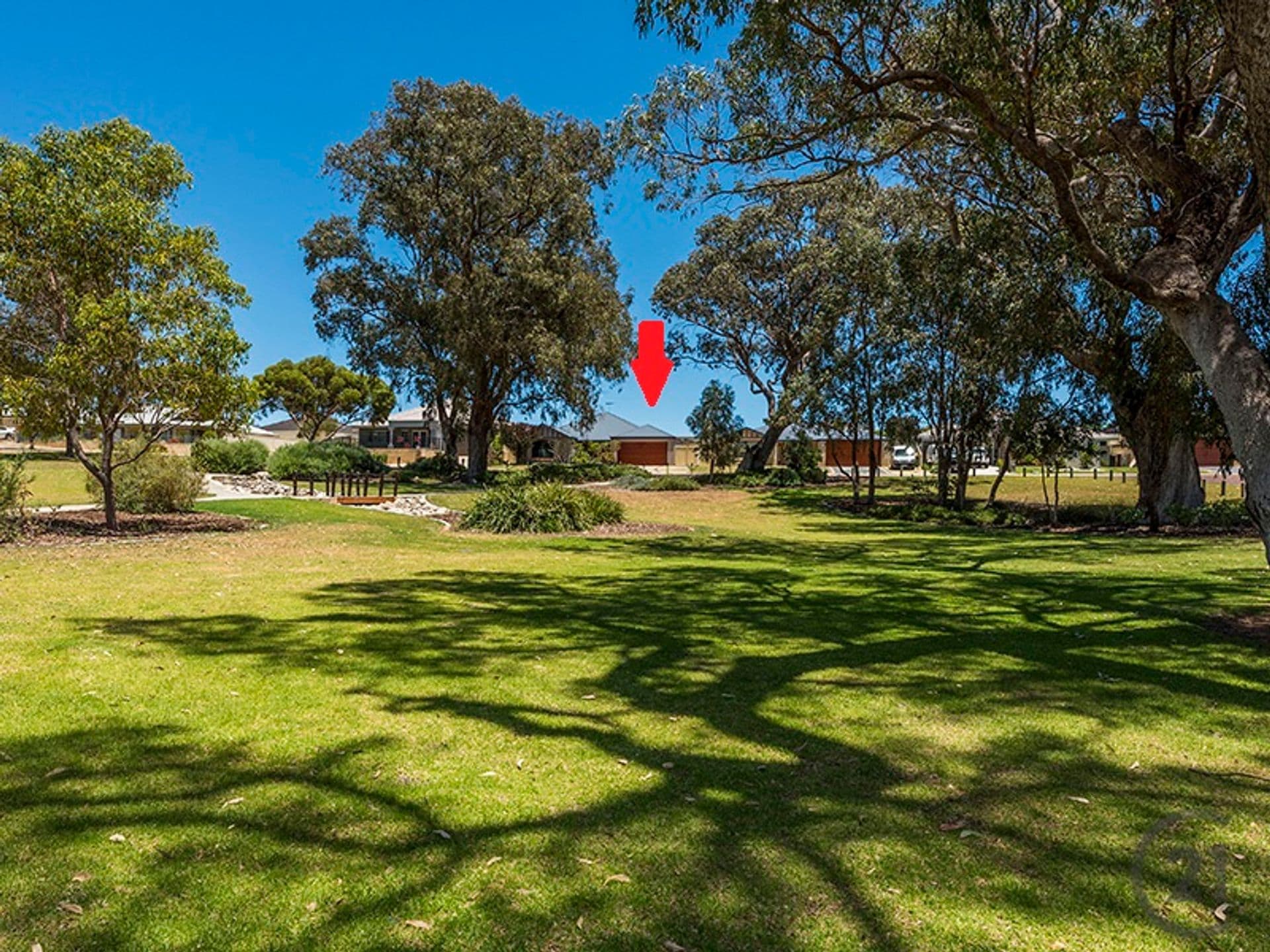 10 Garcia Loop, Lakelands, WA, 6180, Lakelands - Thumbnail 2