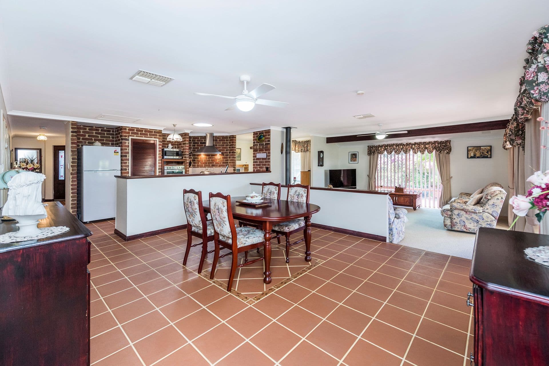 17 Lydia Place, Greenfields, WA, 6210, Greenfields - Thumbnail 2