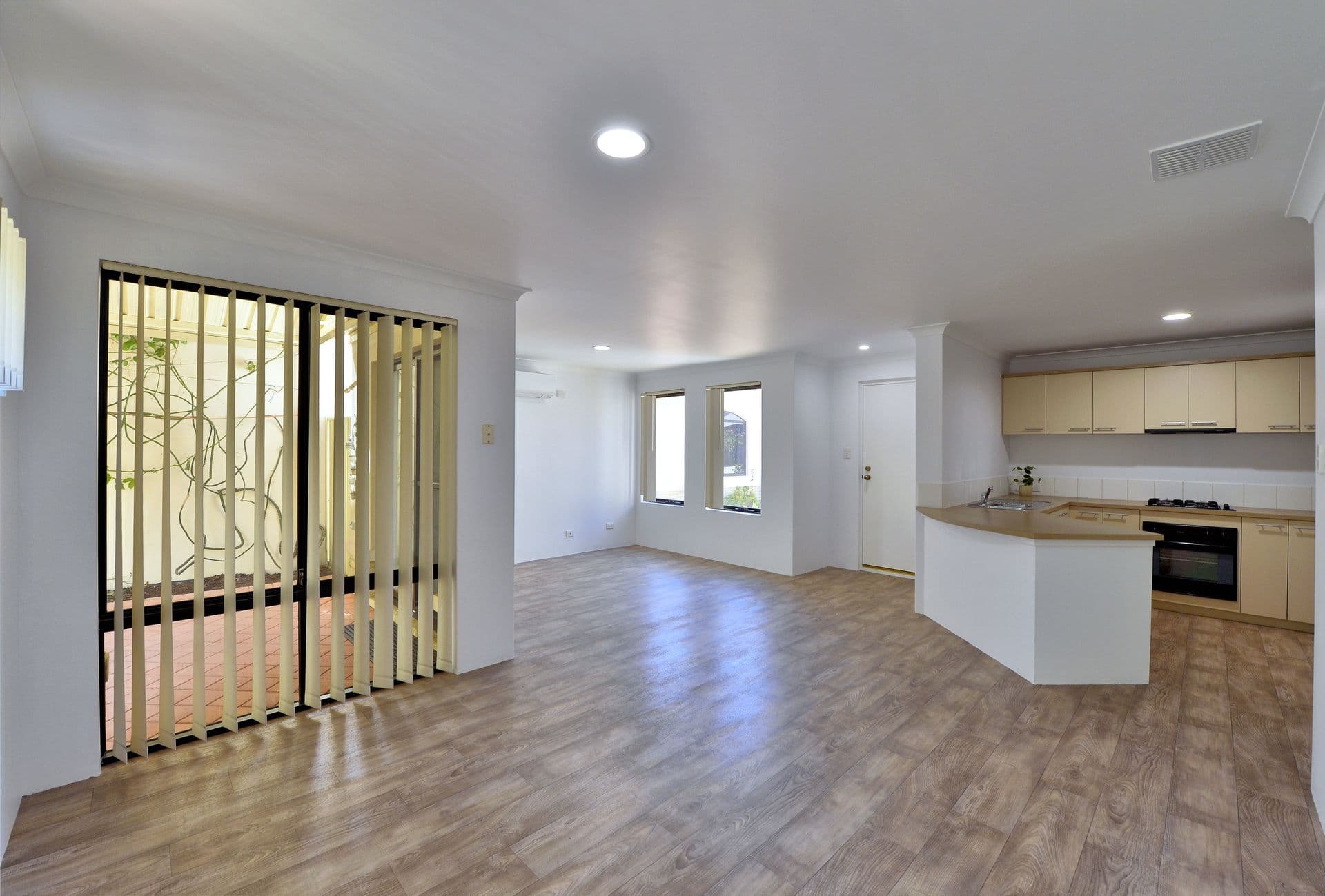 3/12 Binnar Court, Erskine, WA, 6210, Erskine - Thumbnail 3