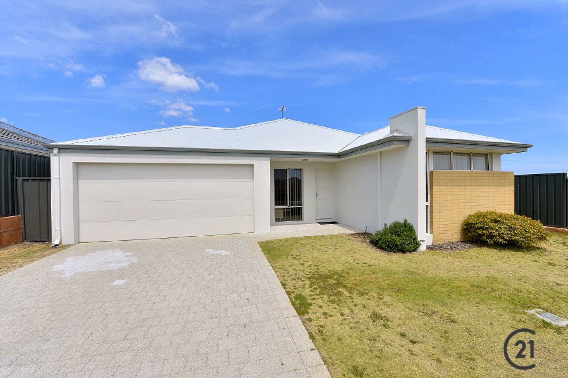 24 Fairchild Drive, Baldivis, WA, 6171, Baldivis - Thumbnail 2