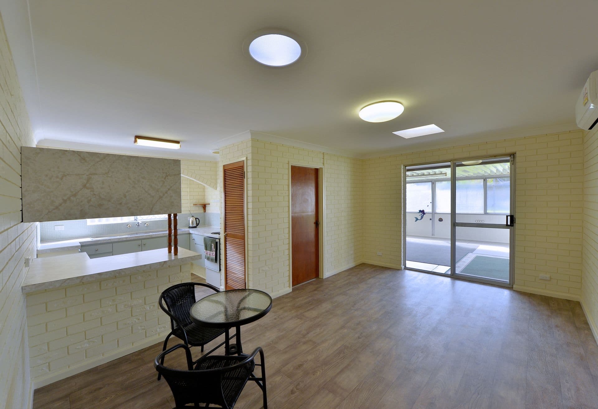 9 Terry Crescent, Mandurah, WA, 6210, Mandurah - Thumbnail 6