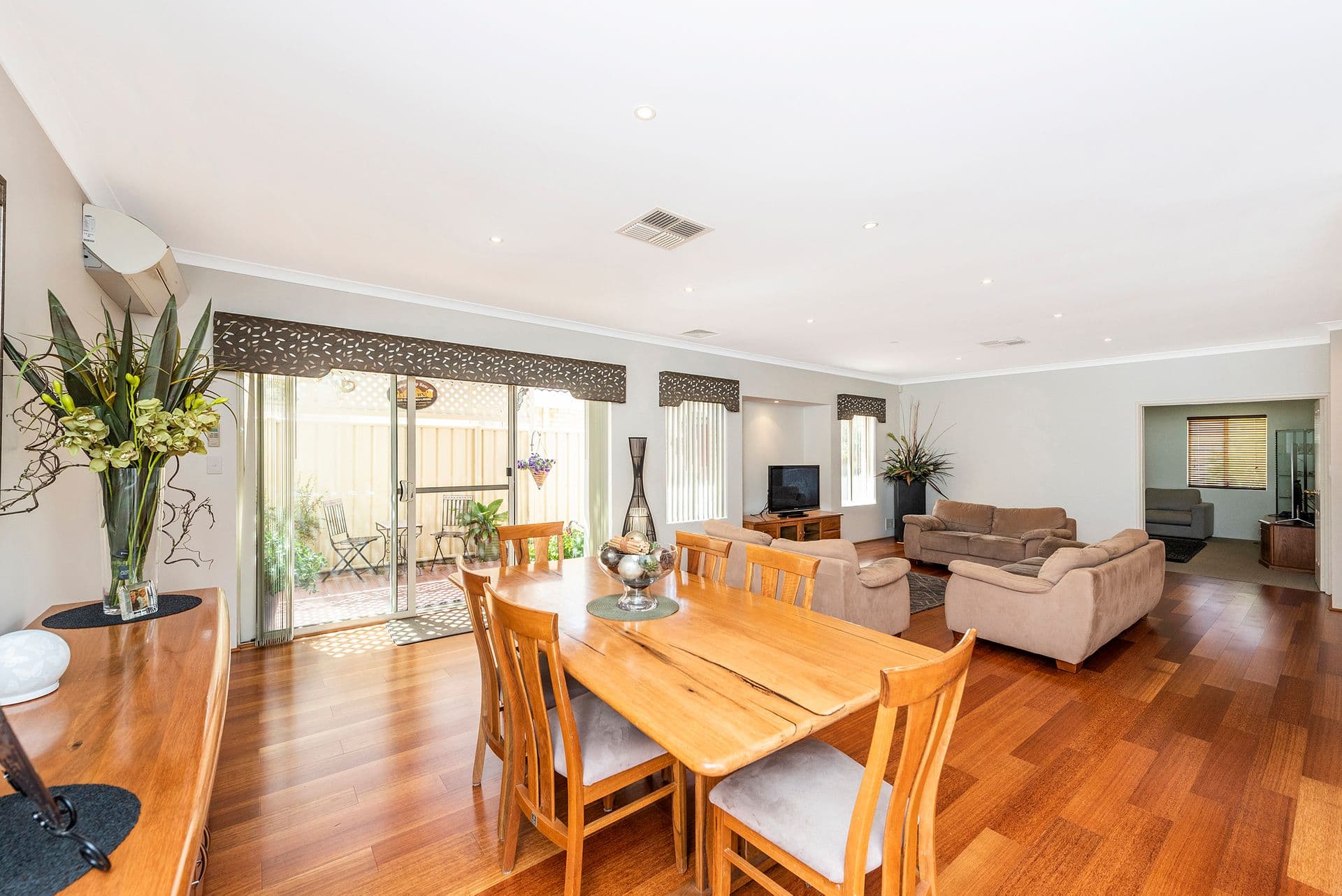 7 Shelduck Way, Dudley Park, WA, 6210, Dudley Park - Thumbnail 2