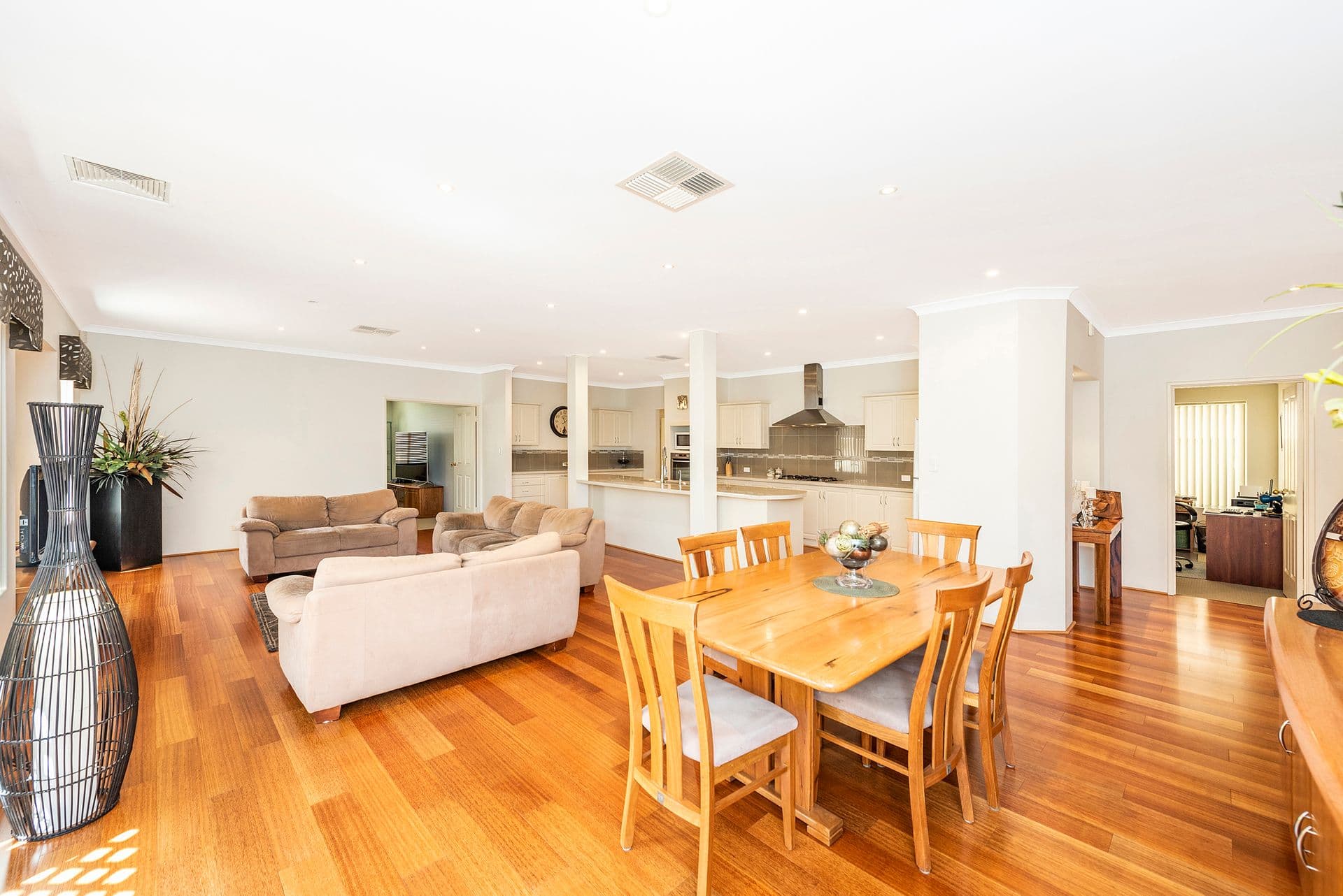 7 Shelduck Way, Dudley Park, WA, 6210, Dudley Park - Image 1