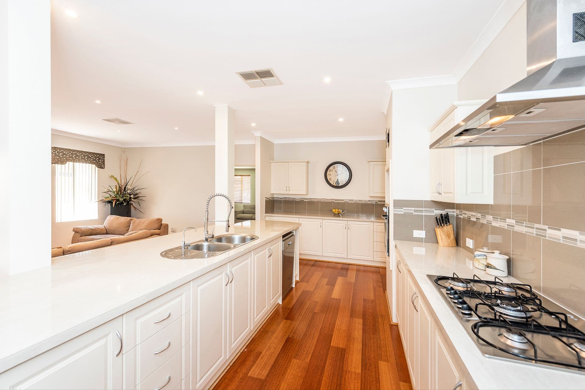 7 Shelduck Way, Dudley Park, WA, 6210, Dudley Park - Thumbnail 5