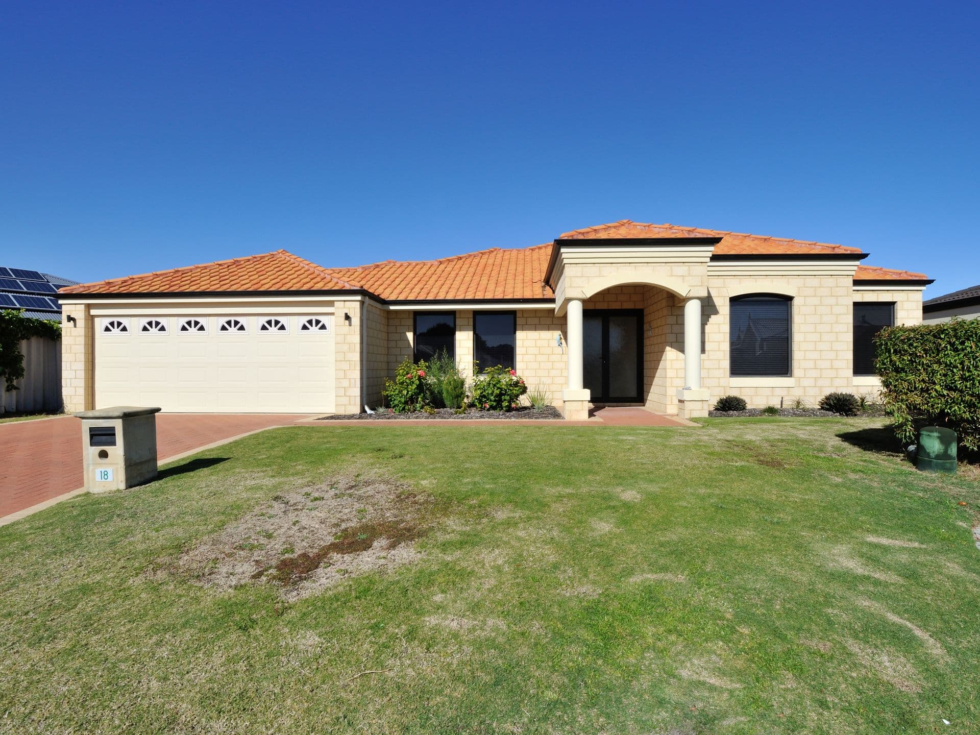 18 Tillery Way, Secret Harbour, WA, 6173, Secret Harbour - Thumbnail 2