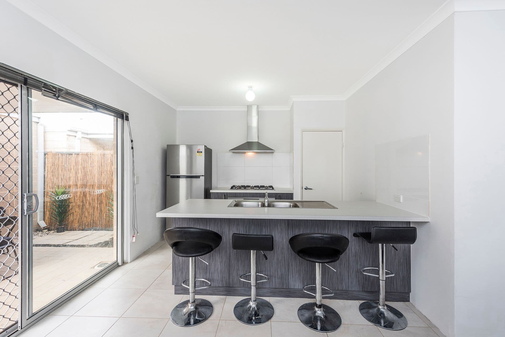 50 Thornbill Crescent, Coodanup, WA, 6210, Coodanup - Thumbnail 6