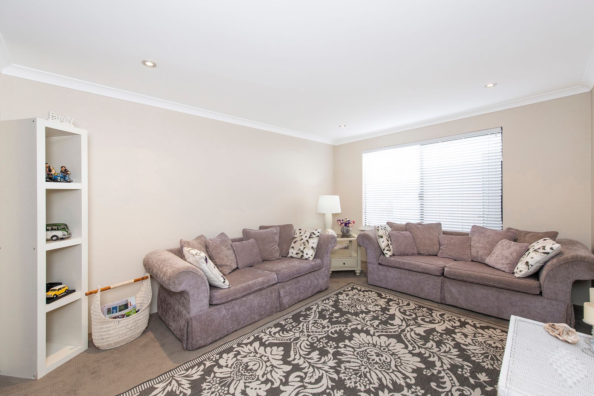 11 Buttercup Parkway, Halls Head, WA, 6210, Halls Head - Thumbnail 4