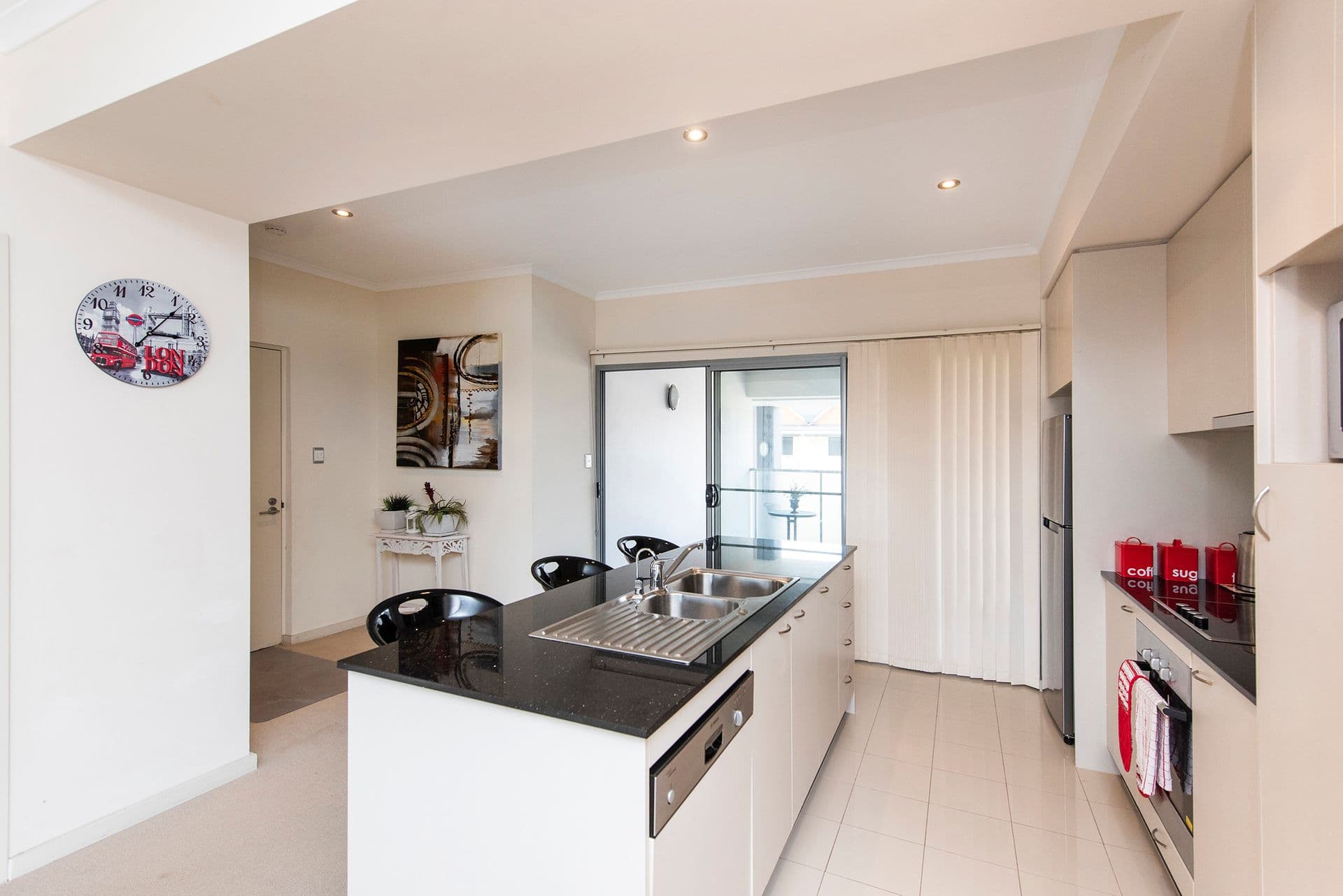20/3 The Palladio, Mandurah, WA, 6210, Mandurah - Thumbnail 3