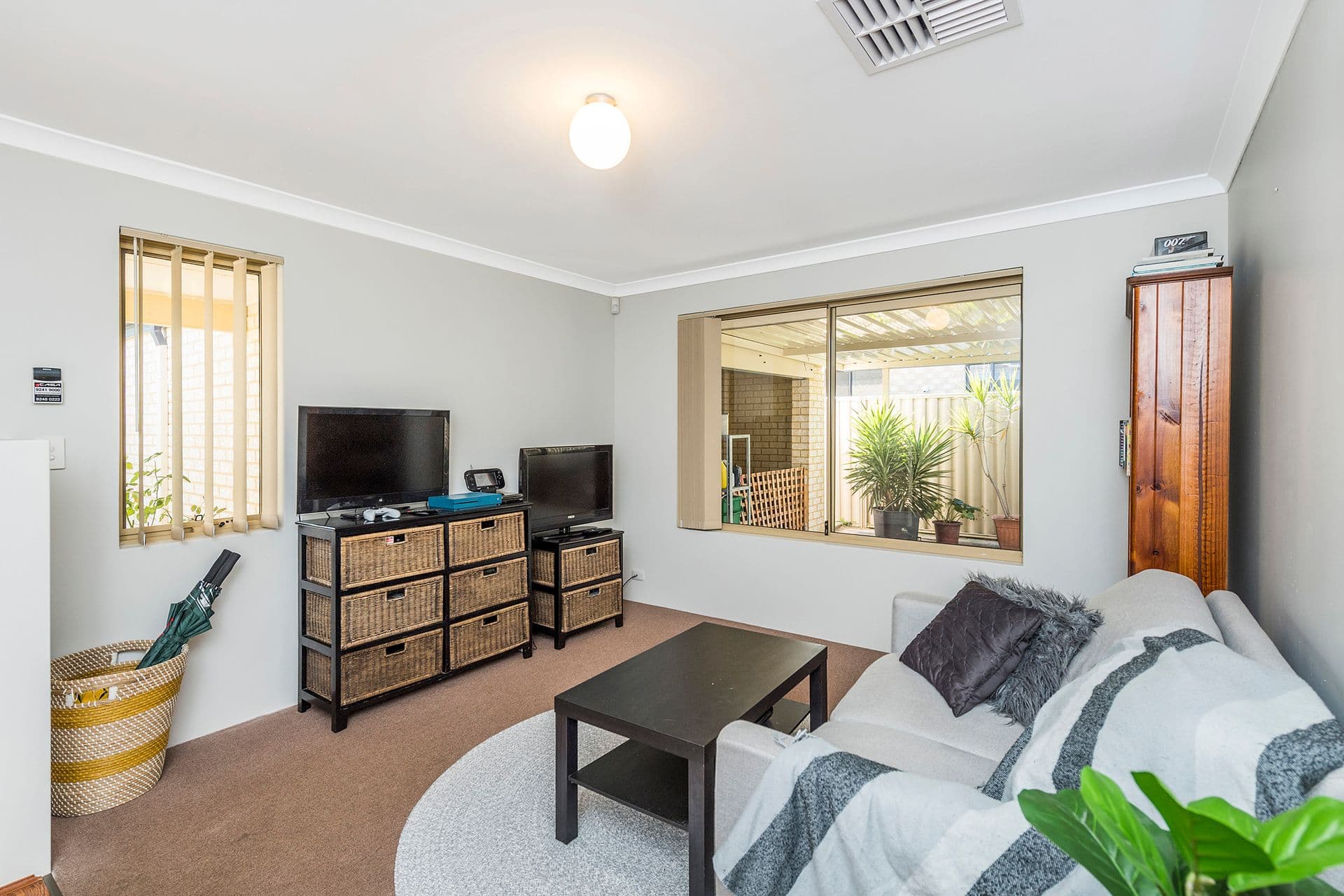 4 Regina Gardens, Greenfields, WA, 6210, Greenfields - Thumbnail 2