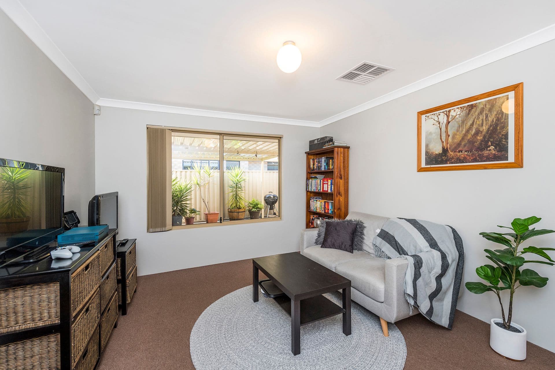 4 Regina Gardens, Greenfields, WA, 6210, Greenfields - Thumbnail 3