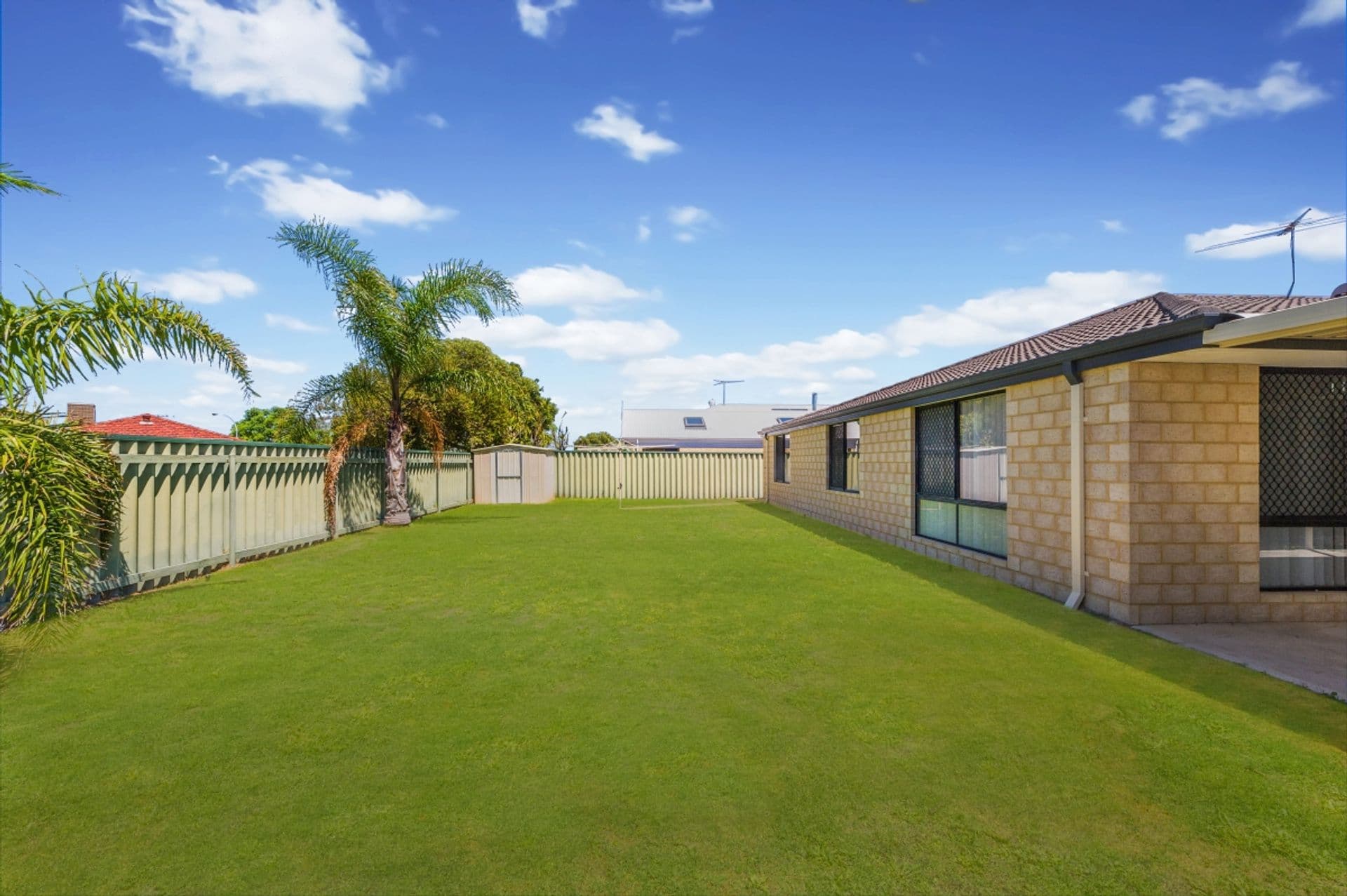 10 Aparri Way, Port Kennedy, WA, 6172, Port Kennedy - Thumbnail 2