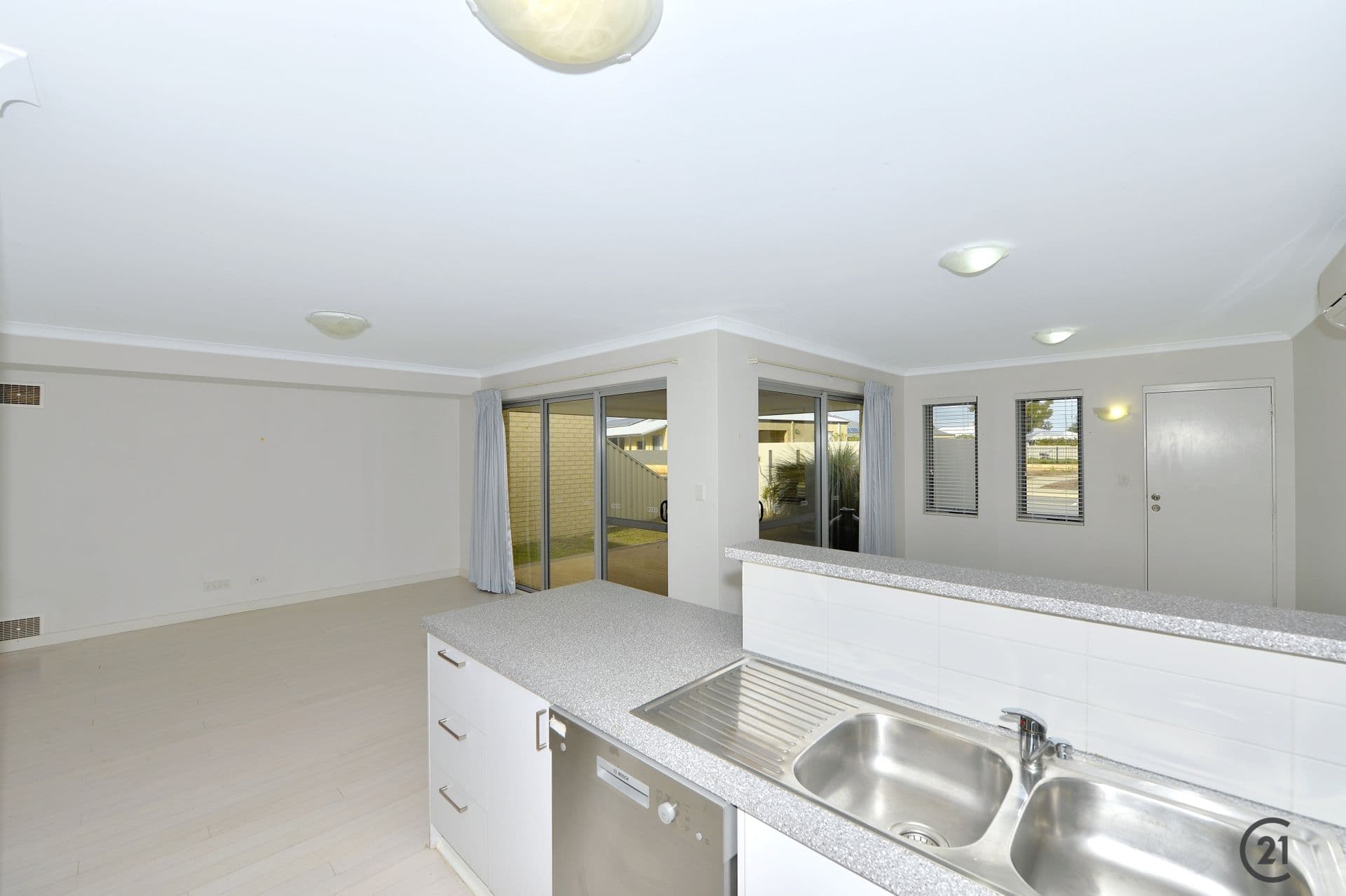 38 Conebush Circle, Falcon, WA, 6210, Falcon - Thumbnail 4