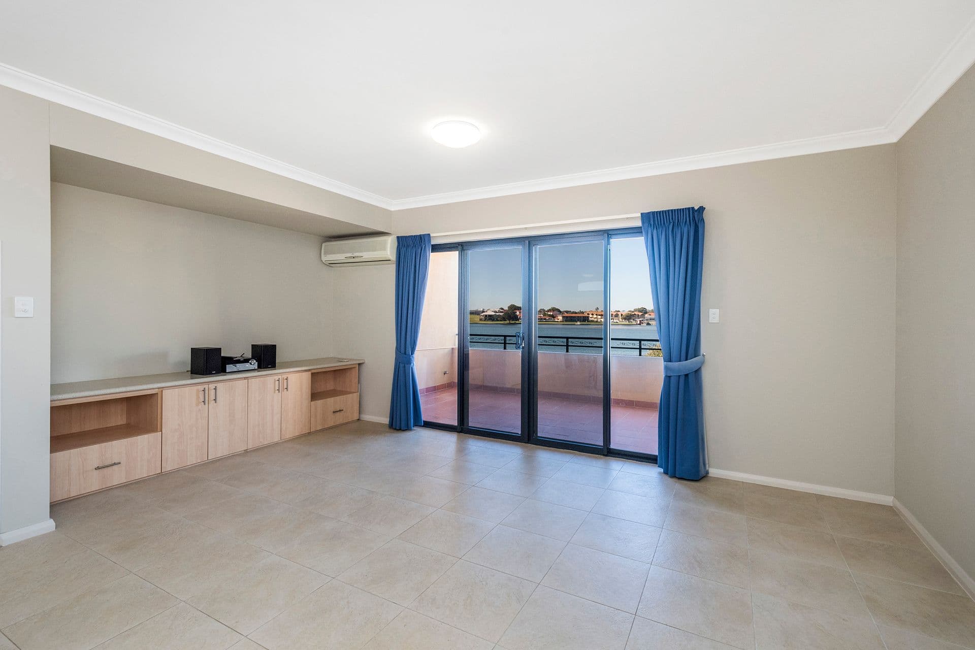 18/19 San Marco Quays, Halls Head, WA, 6210, Halls Head - Thumbnail 5