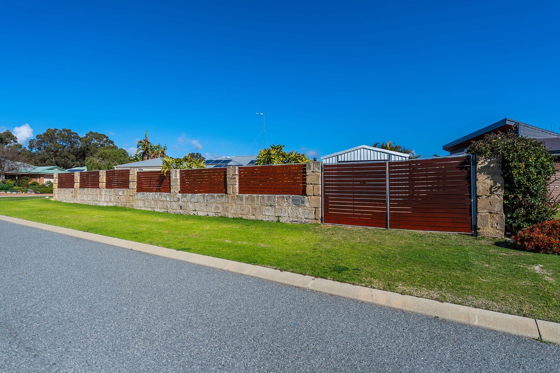 12 Summerlea Avenue, Meadow Springs, WA, 6210, Meadow Springs - Thumbnail 2