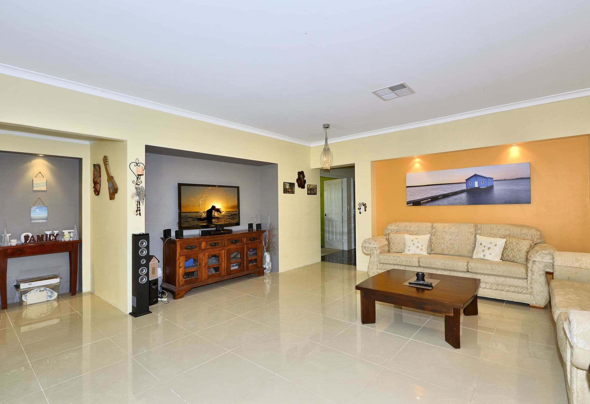 19 Bellambi Chase, Lakelands, WA, 6180, Lakelands - Thumbnail 8