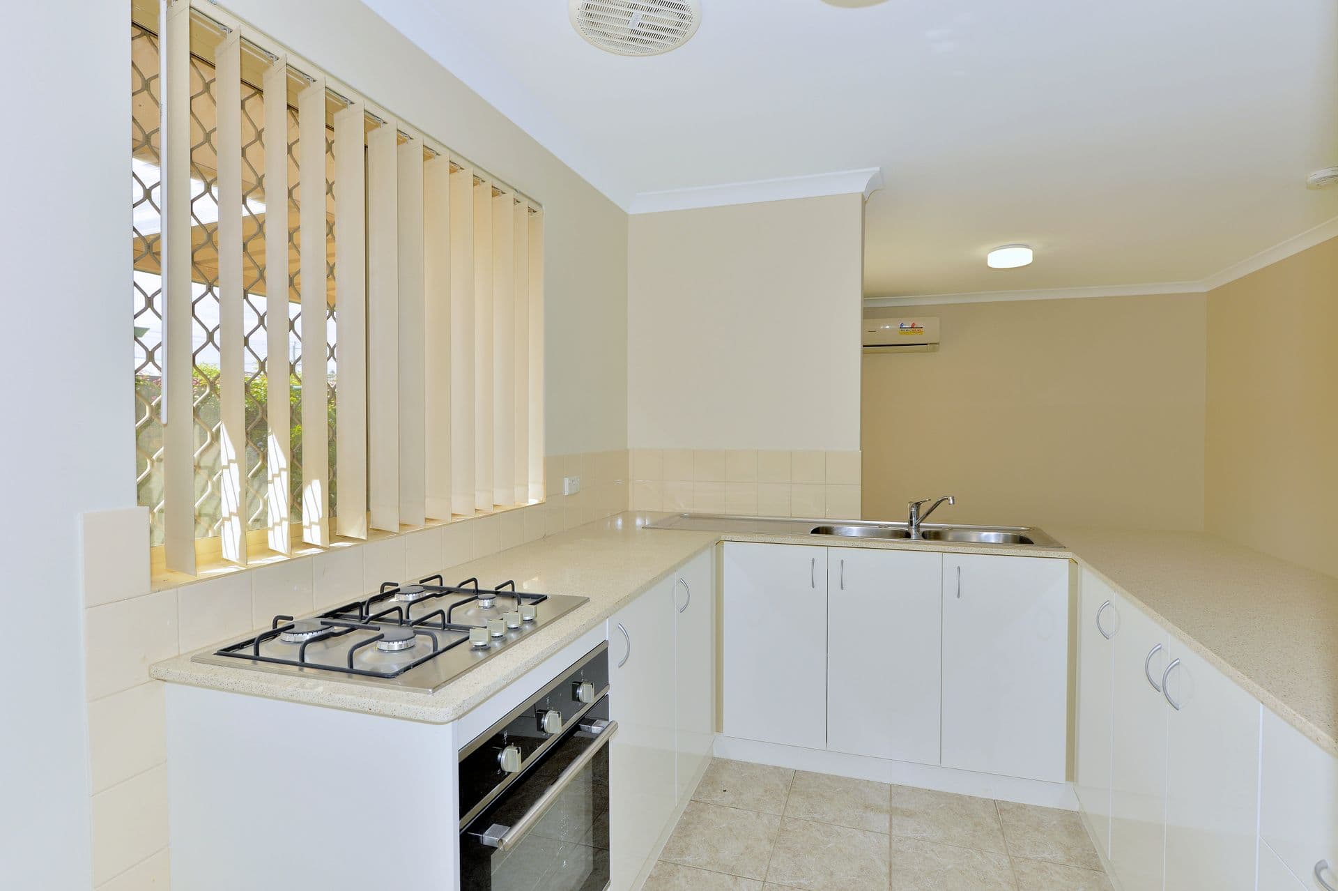 3/10 Anstruther Road, Mandurah, WA, 6210, Mandurah - Thumbnail 3