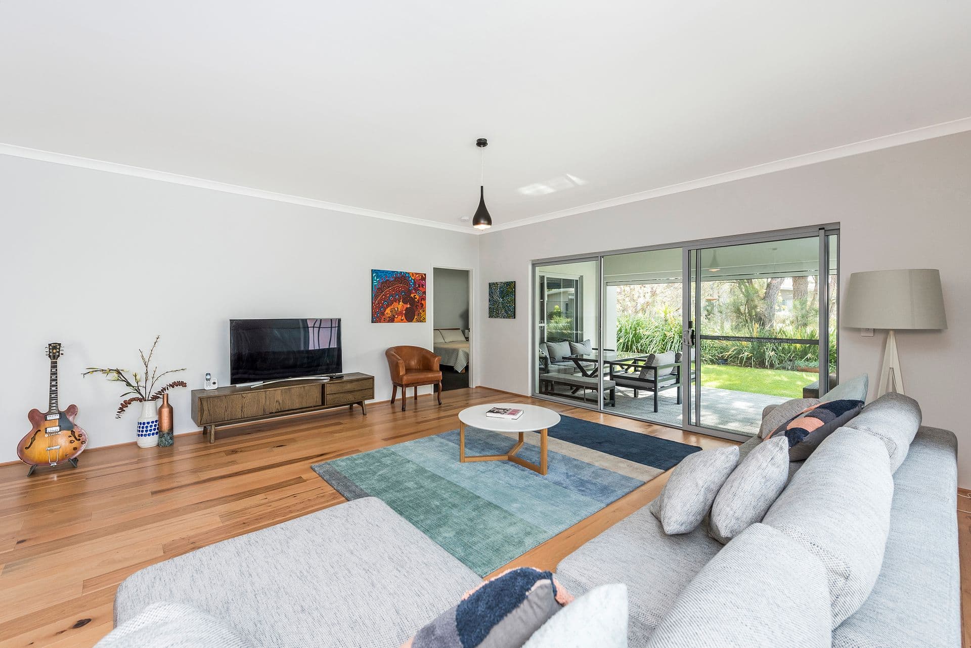 23  Whimbrel Crescent, Coodanup, WA, 6210, Coodanup - Thumbnail 2