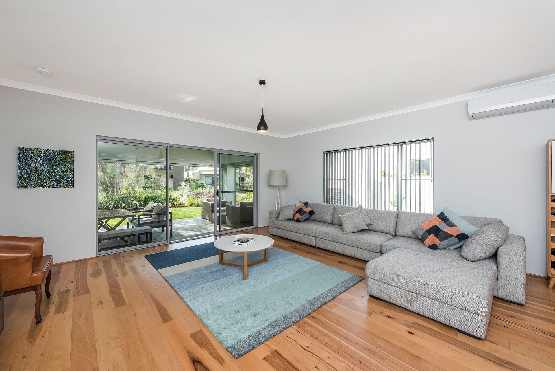 23  Whimbrel Crescent, Coodanup, WA, 6210, Coodanup - Thumbnail 3