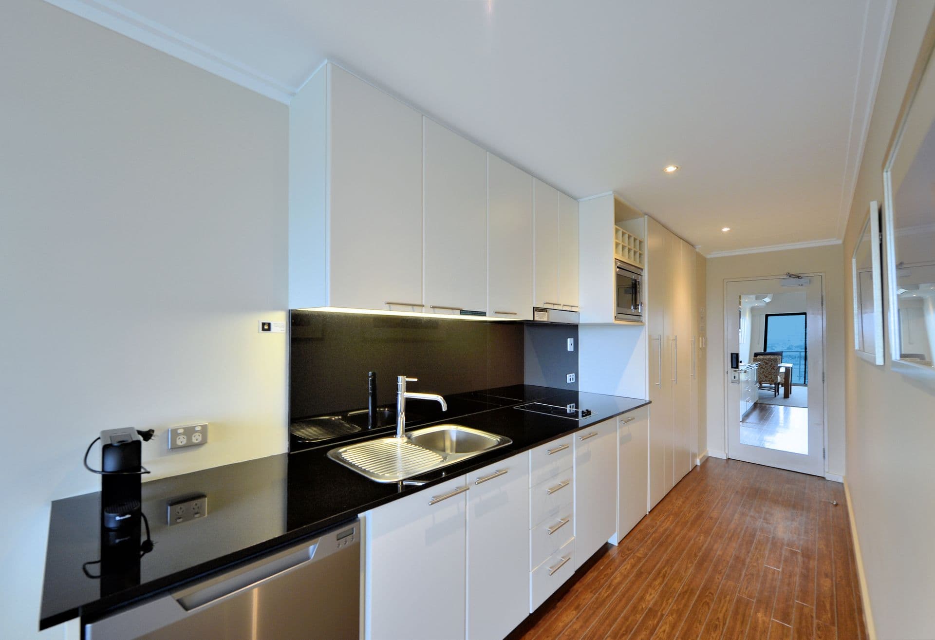 404/16 Dolphin Drive, Mandurah, WA, 6210, Mandurah - Thumbnail 4