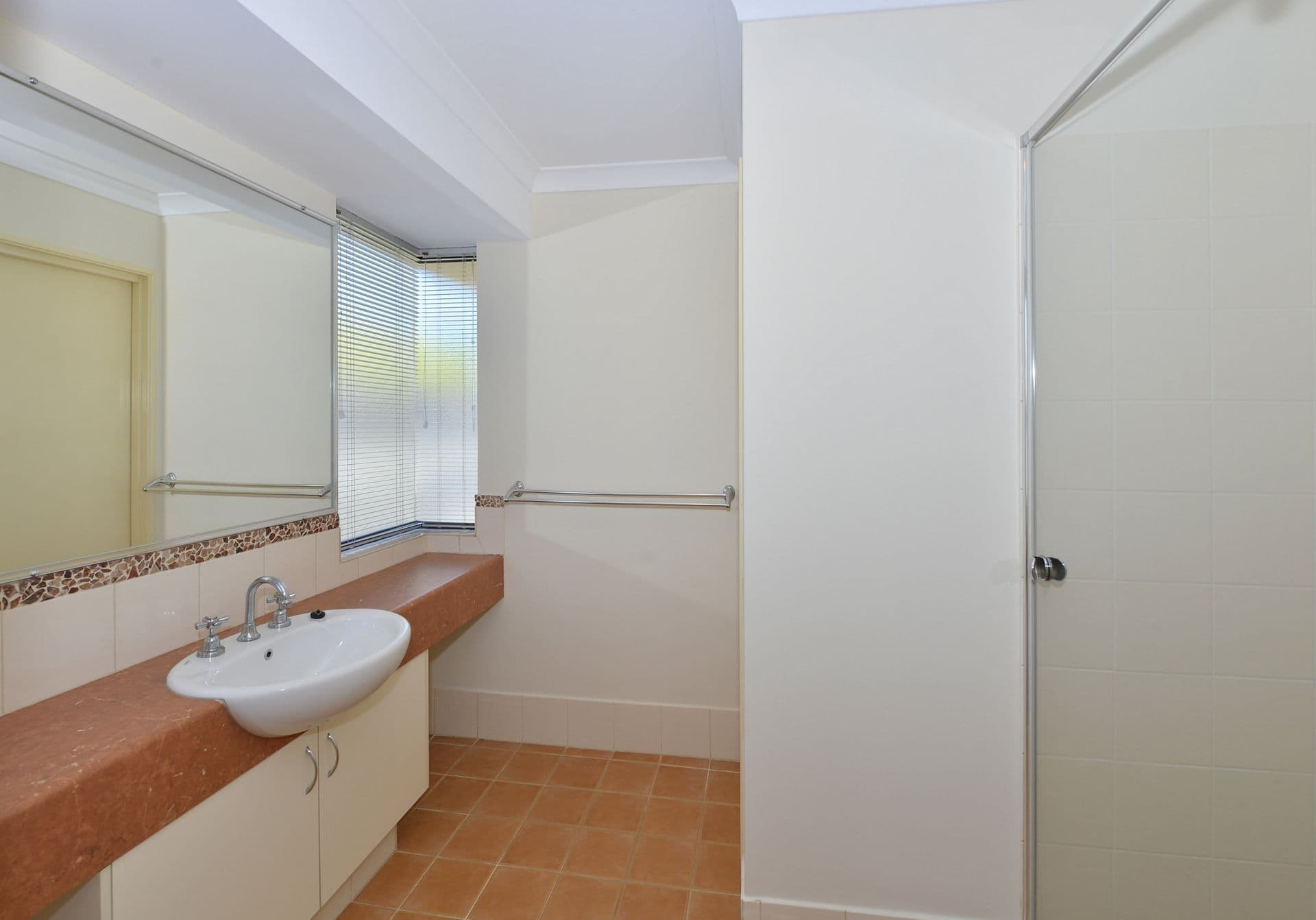 3 Honeymyrtle Grange, Halls Head, WA, 6210, Halls Head - Thumbnail 5