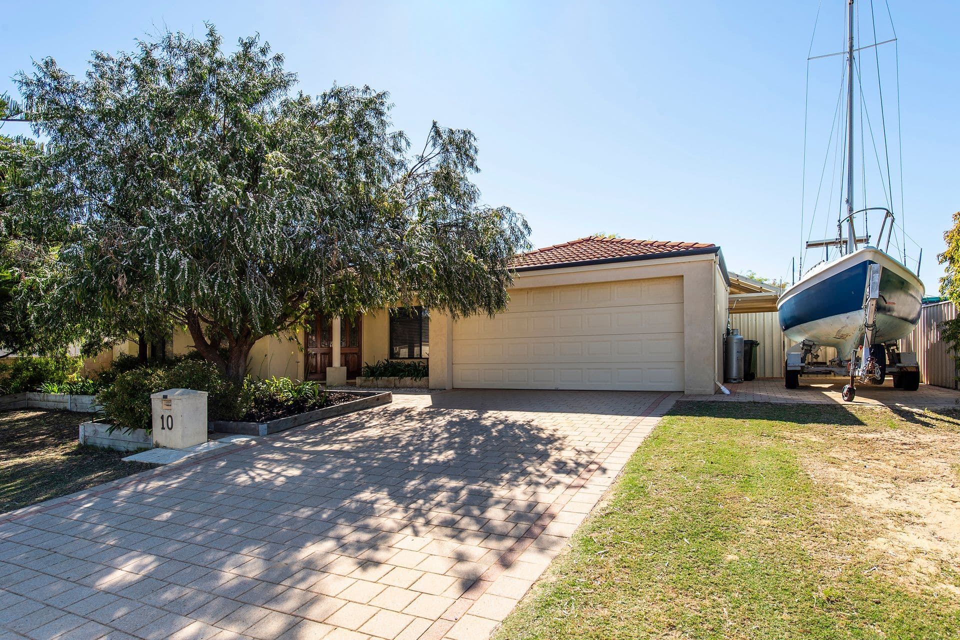 10 Batavia Avenue, Wannanup, WA, 6210, Wannanup - Image 1