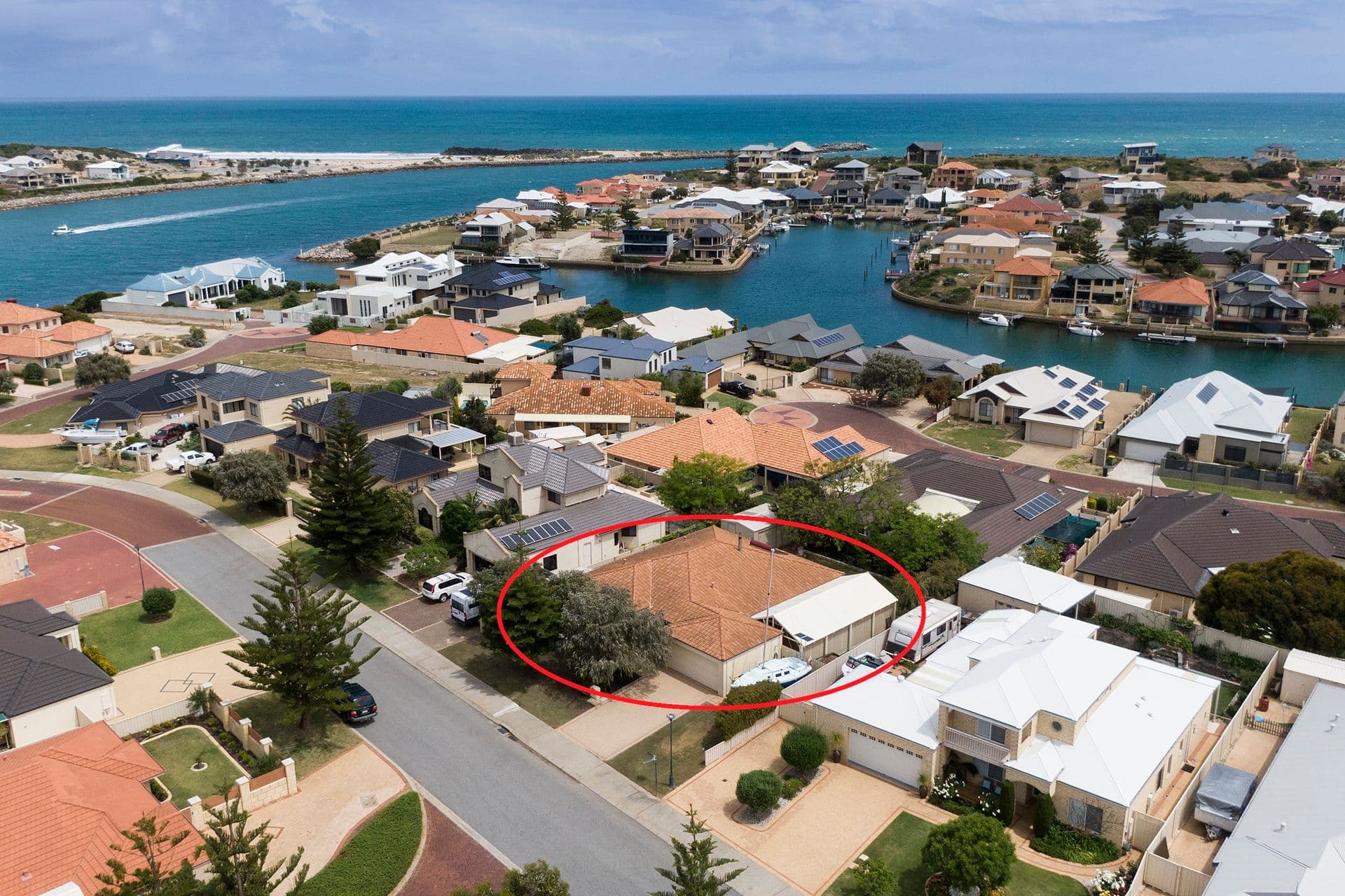 10 Batavia Avenue, Wannanup, WA, 6210, Wannanup - Thumbnail 2